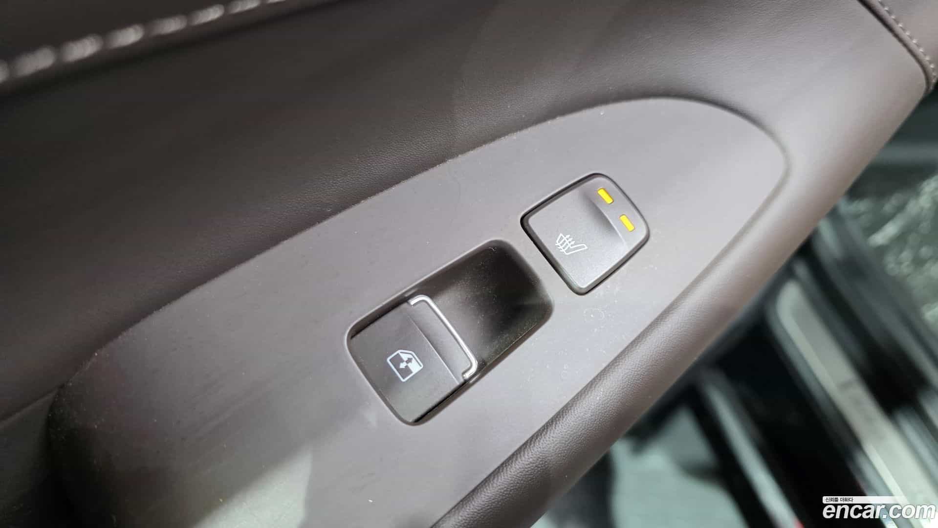 Grandeur Hyundai 2021.5-OPTION-023
