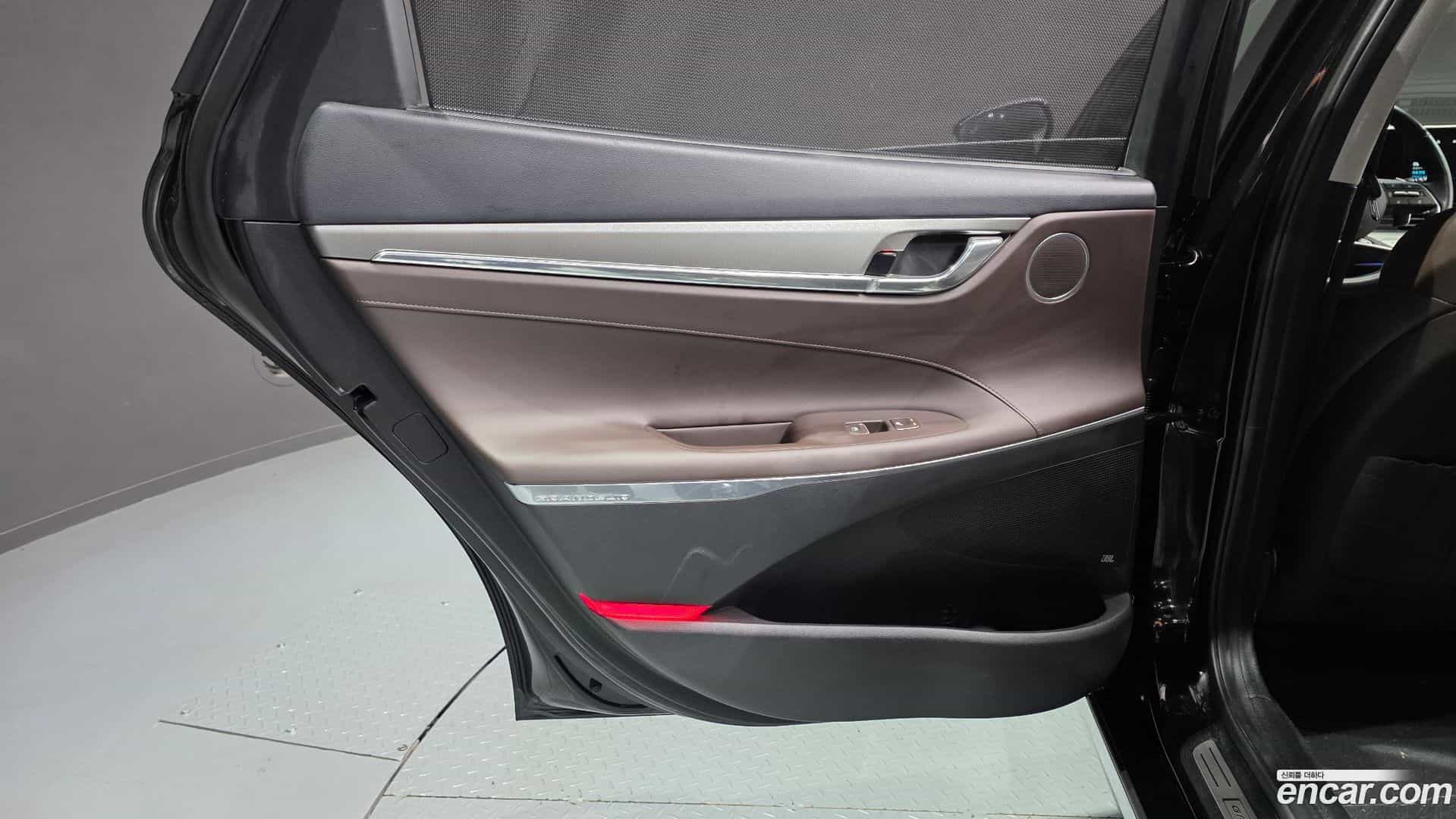 Grandeur Hyundai 2021.5-INNER-035