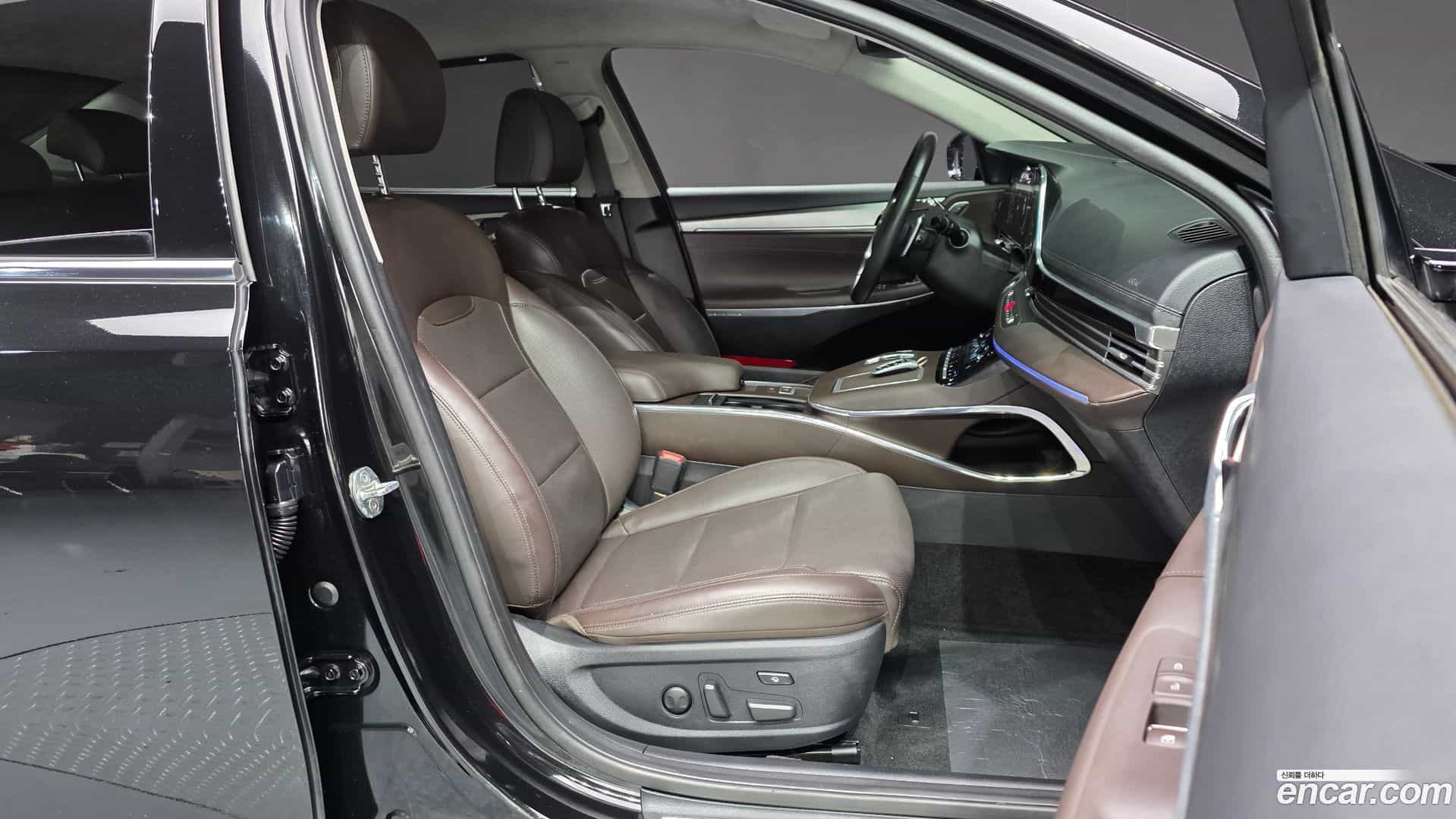 Grandeur Hyundai 2021.5-INNER-036