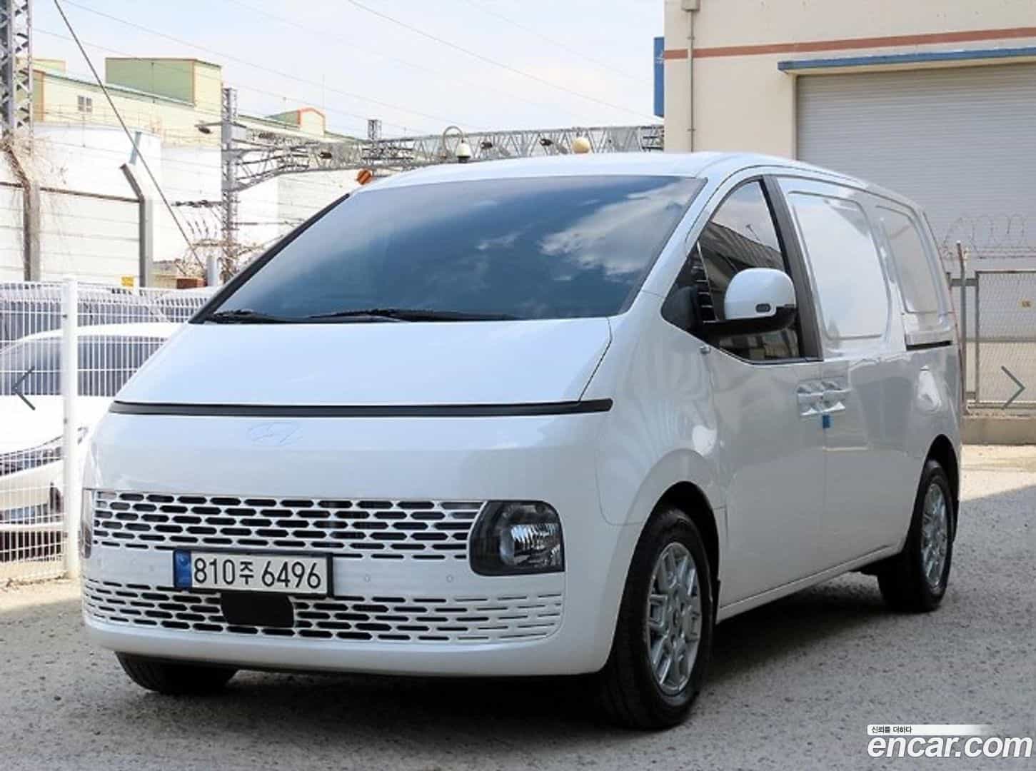Staria Hyundai 2025.1-OUTER-001