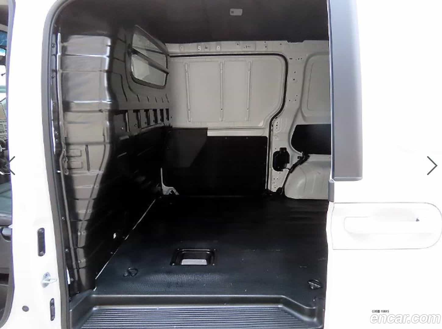 Staria Hyundai 2025.1-OUTER-006