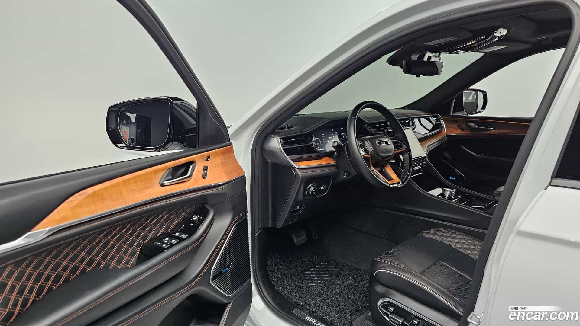 Cherokee Jeep 2022.9-INNER-010