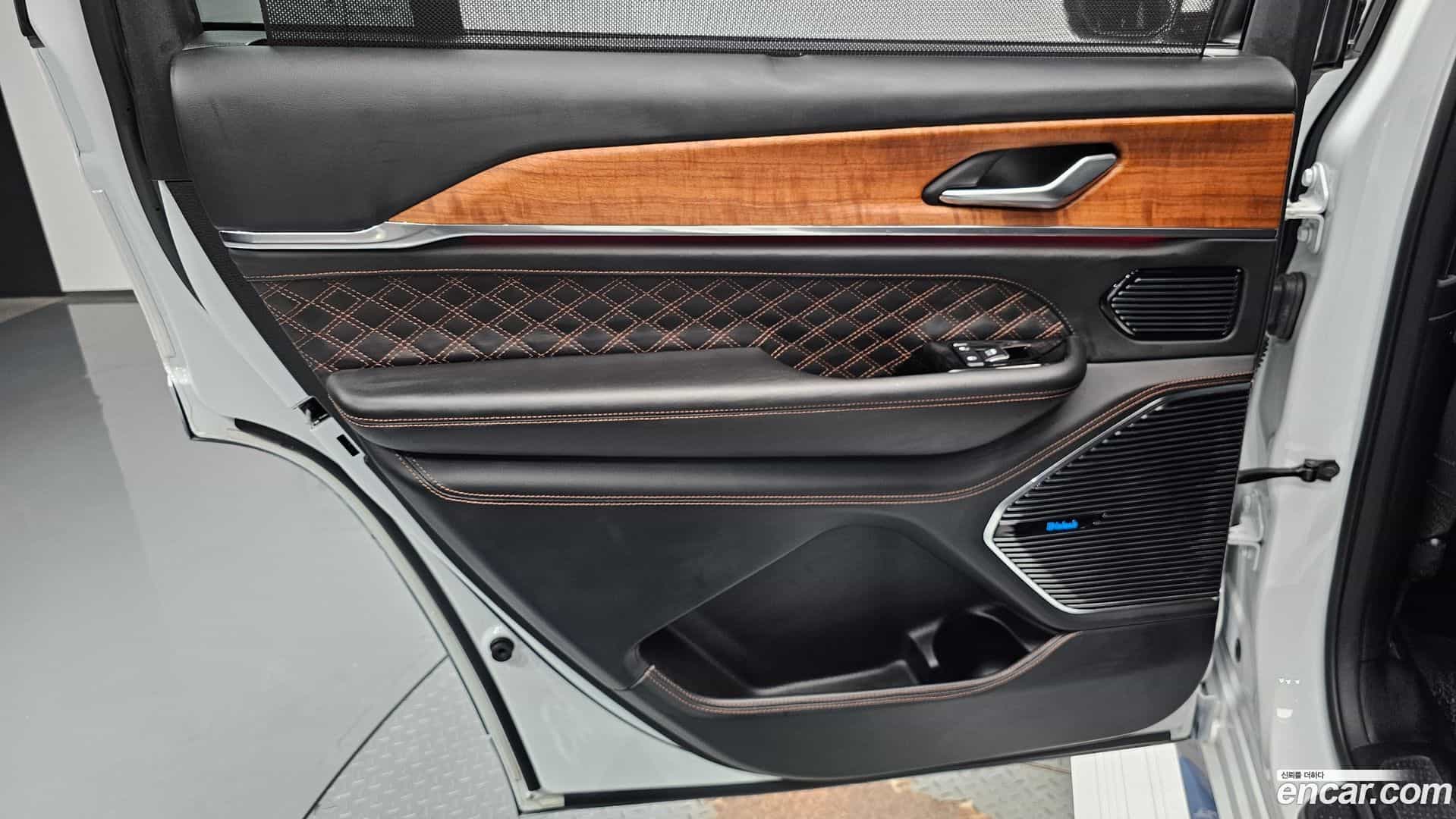 Cherokee Jeep 2022.9-INNER-035