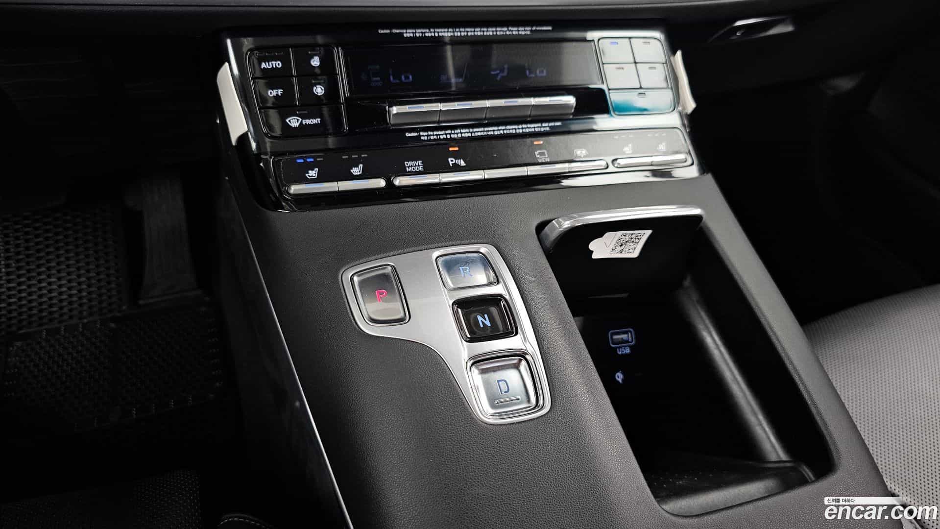 Grandeur Hyundai 2019.10-INNER-009