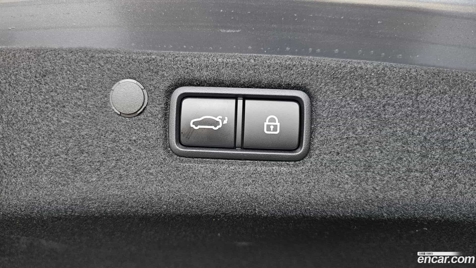 Grandeur Hyundai 2019.10-OPTION-044