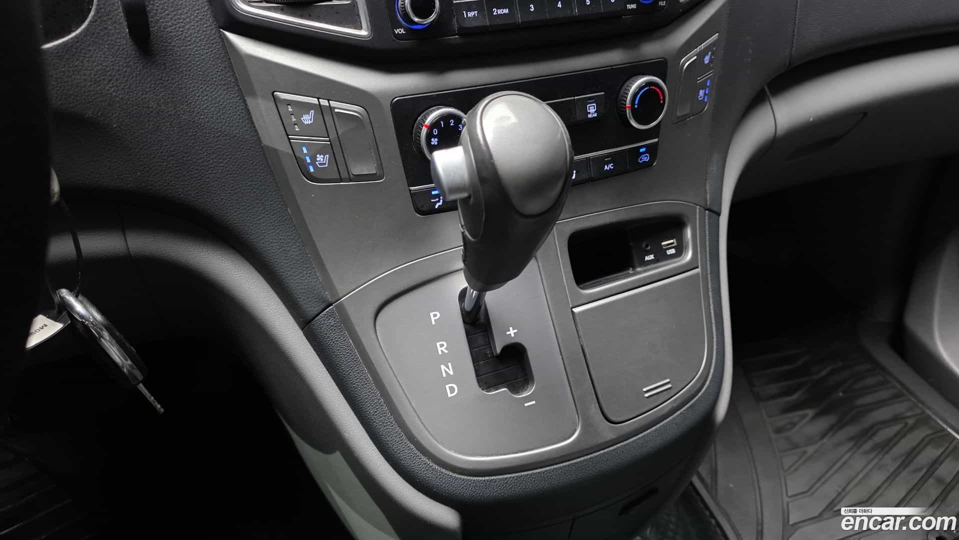 Starex Hyundai 2018.7-INNER-009