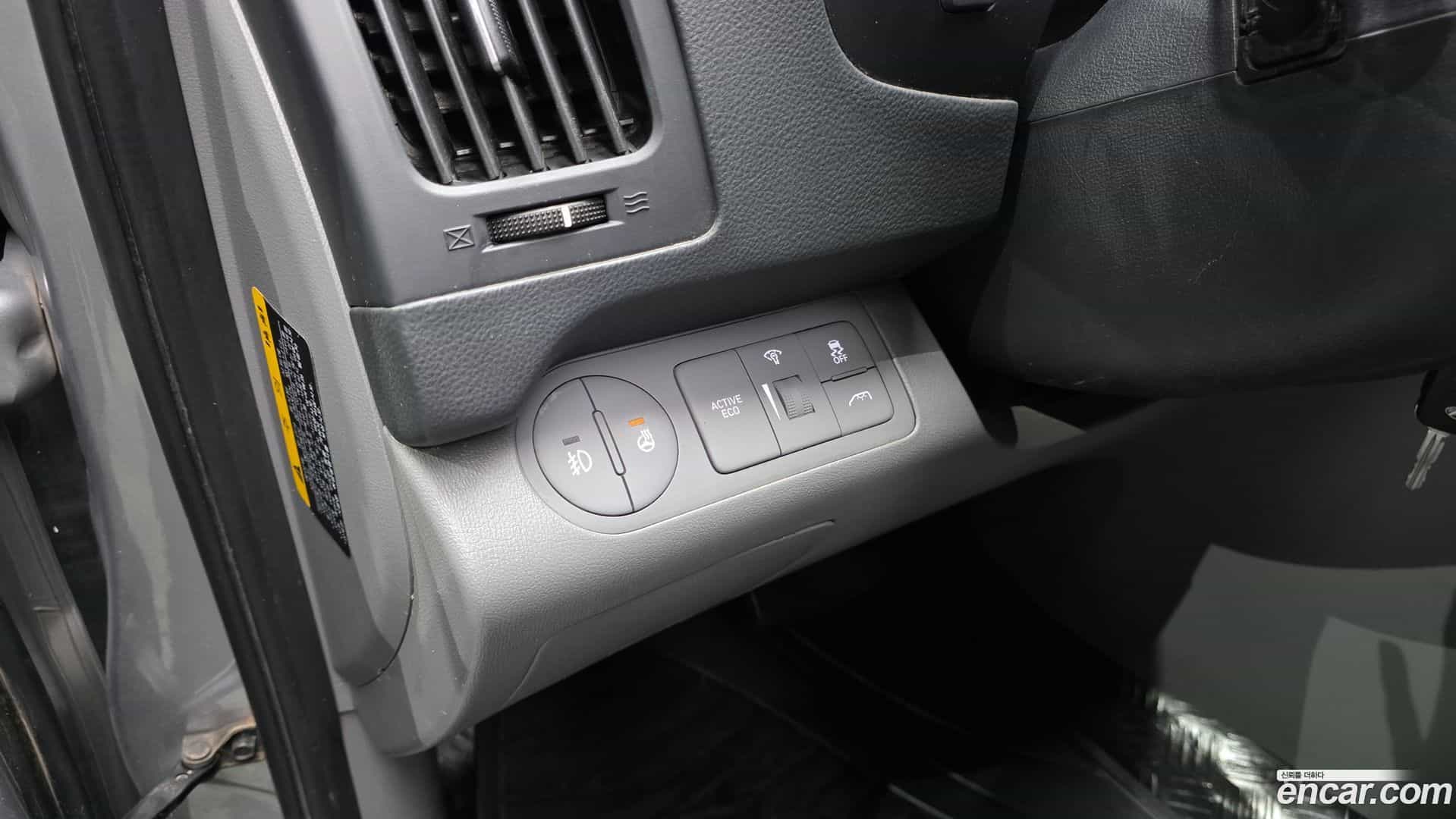 Starex Hyundai 2018.7-OPTION-021