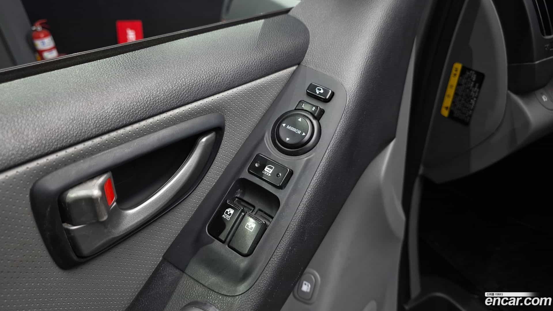 Starex Hyundai 2018.7-OPTION-023