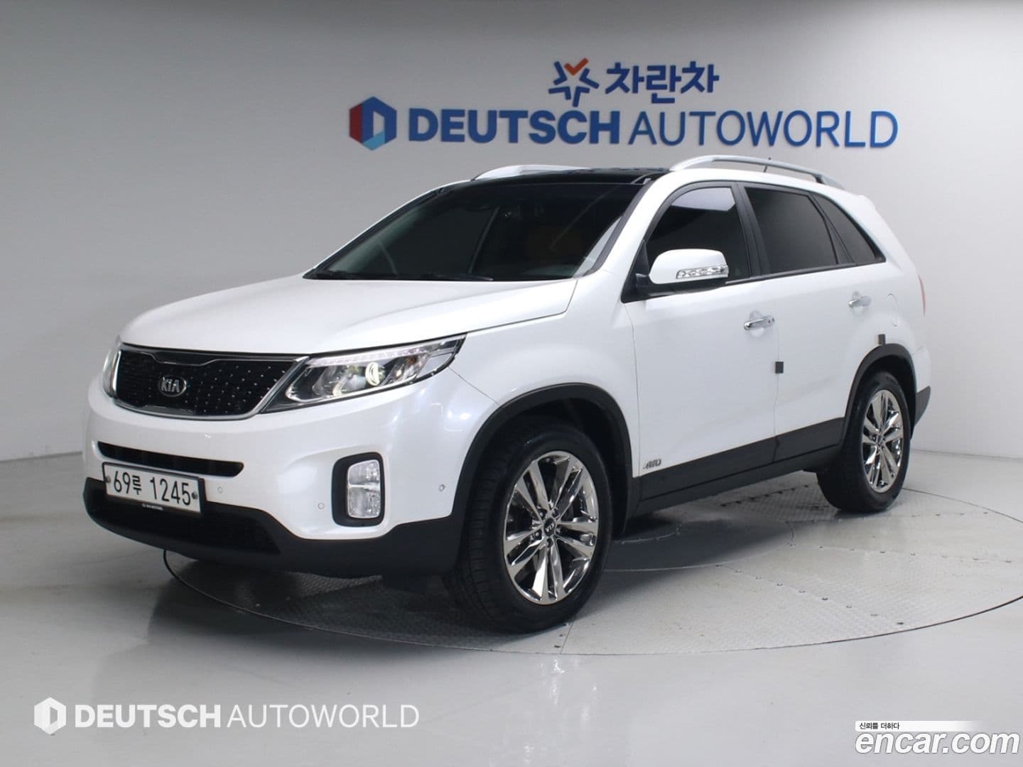 Main__Slider__Photo:Sorento Kia 2014.1-0