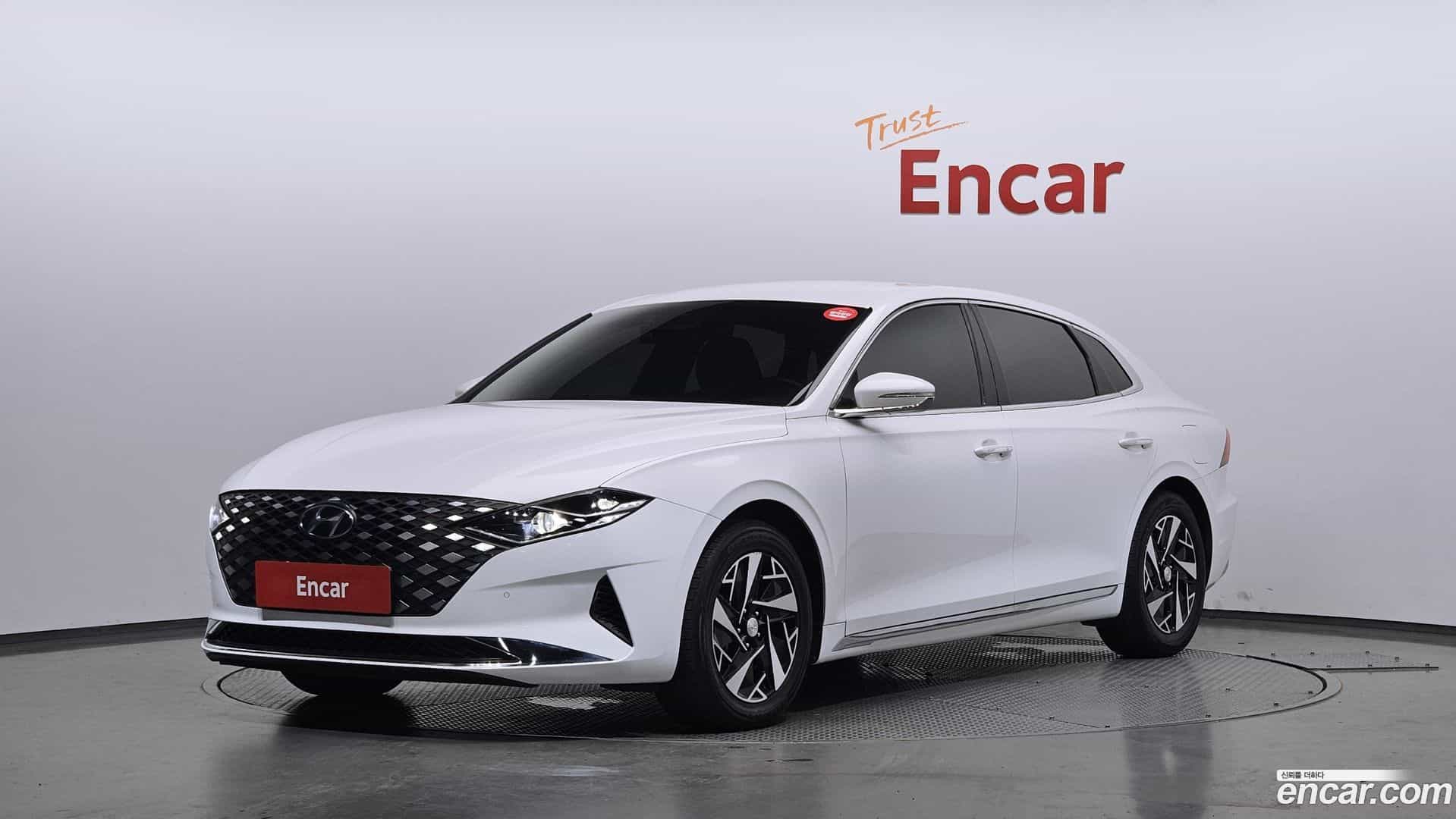 Grandeur Hyundai 2021.4-OUTER-001