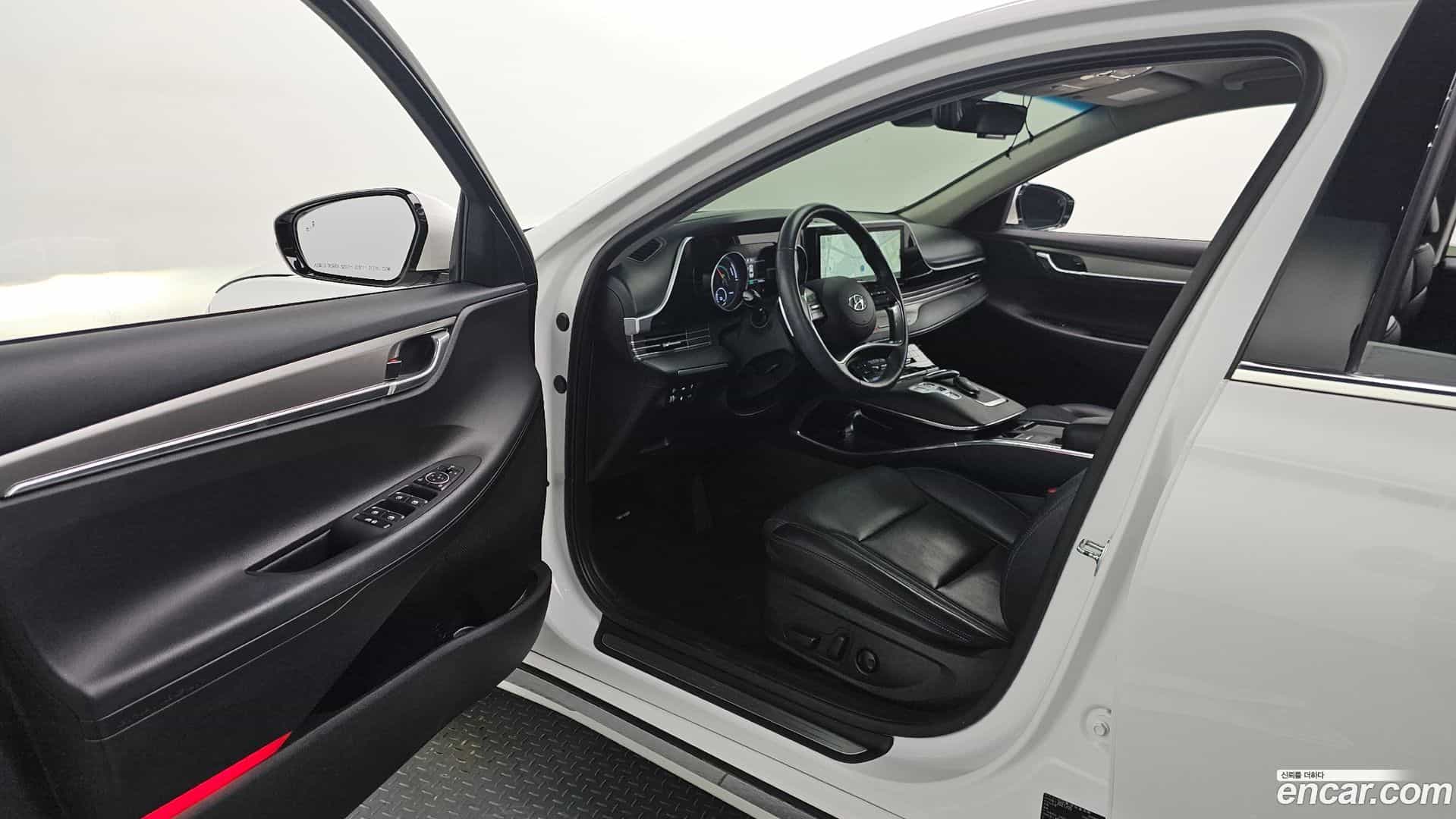 Grandeur Hyundai 2021.4-INNER-010
