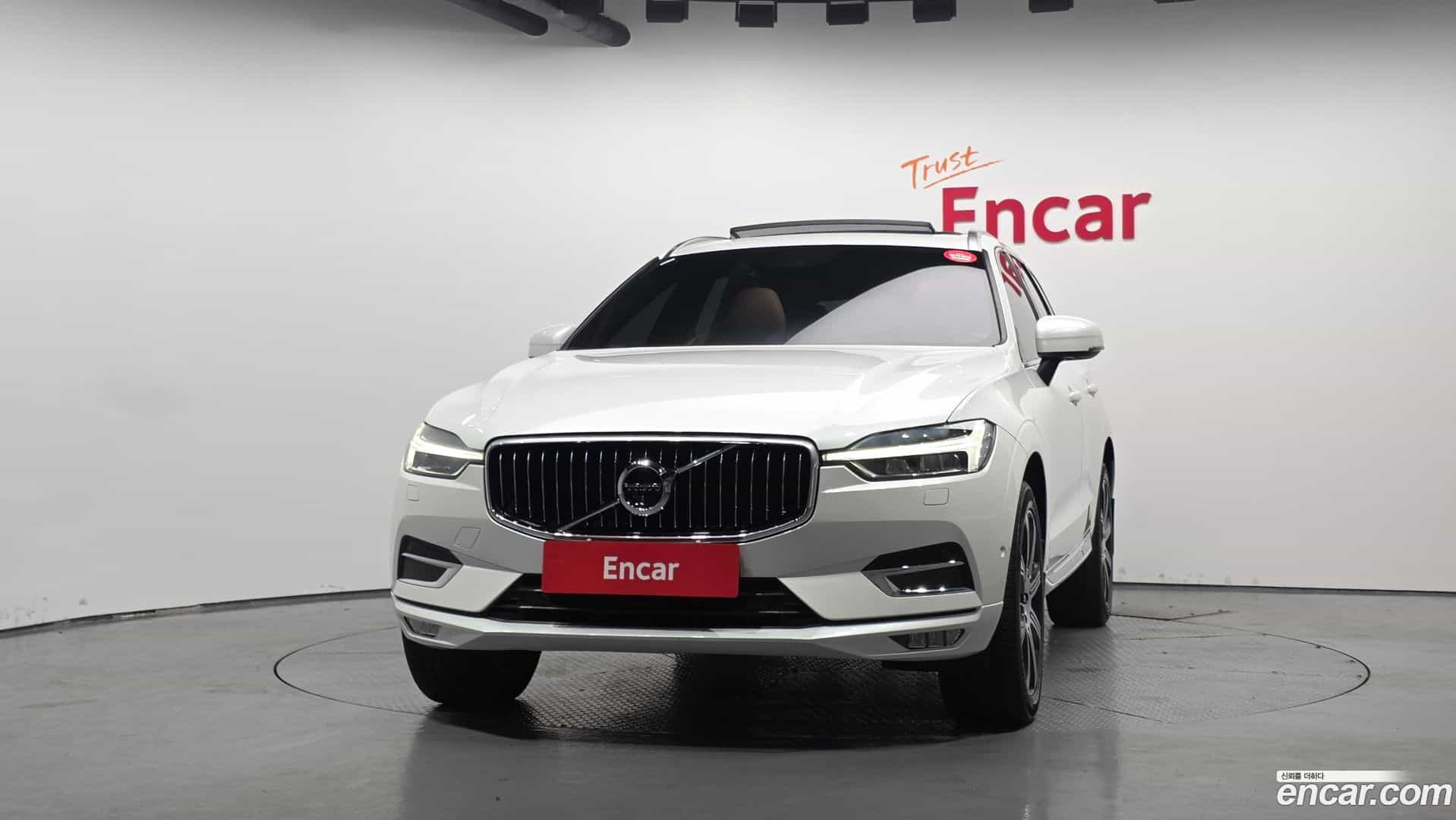 XC60 Volvo 2018.5-OUTER-003