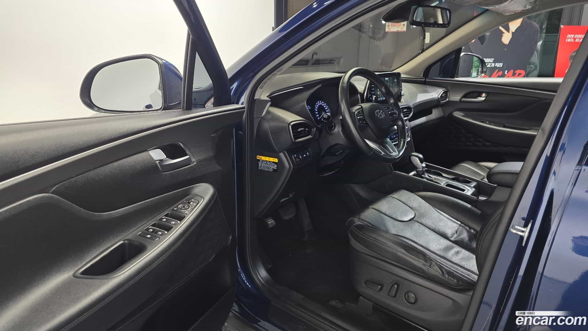 Santafe Hyundai 2019.2-INNER-010