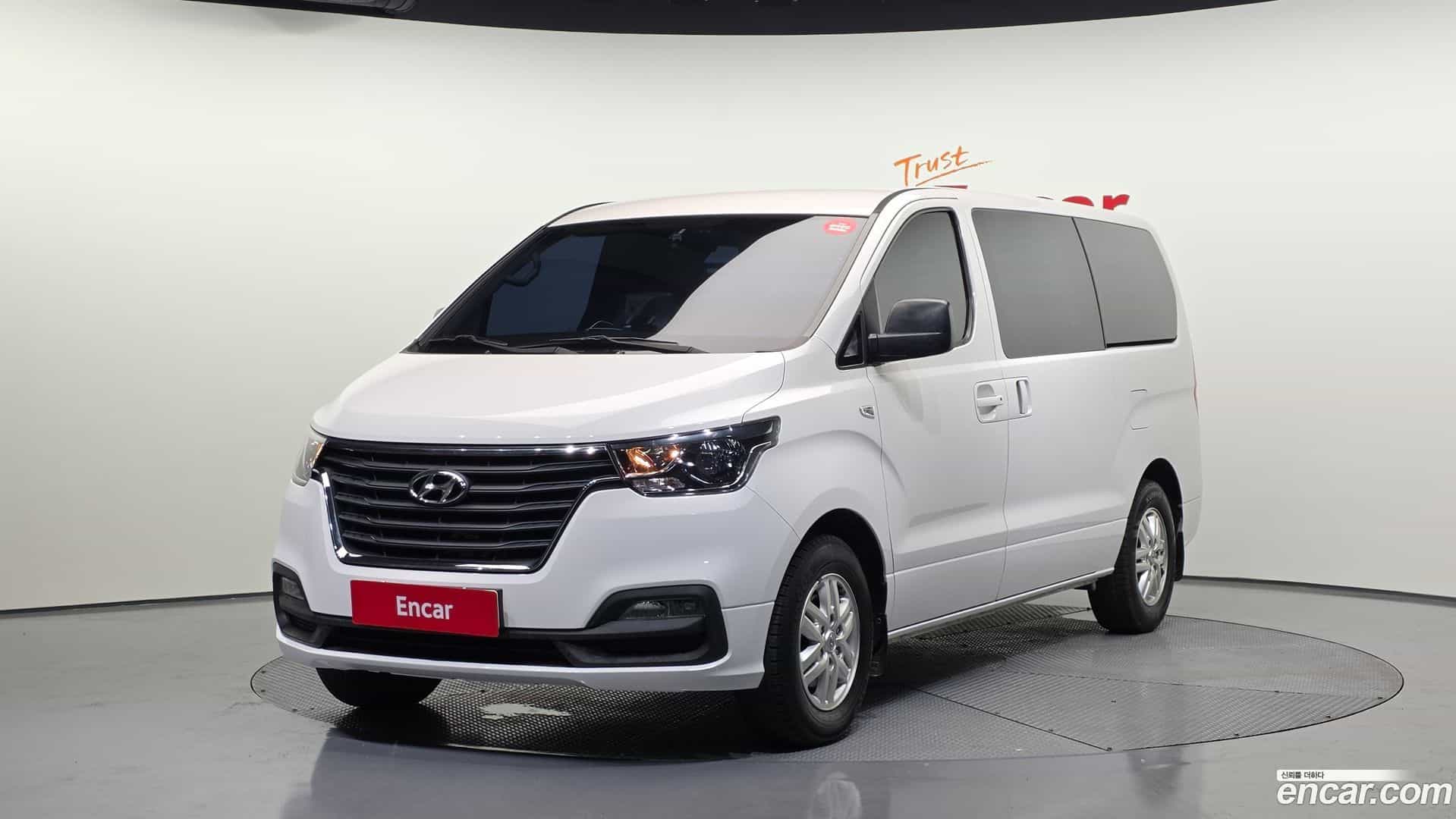 Starex Hyundai 2020.4-OUTER-001