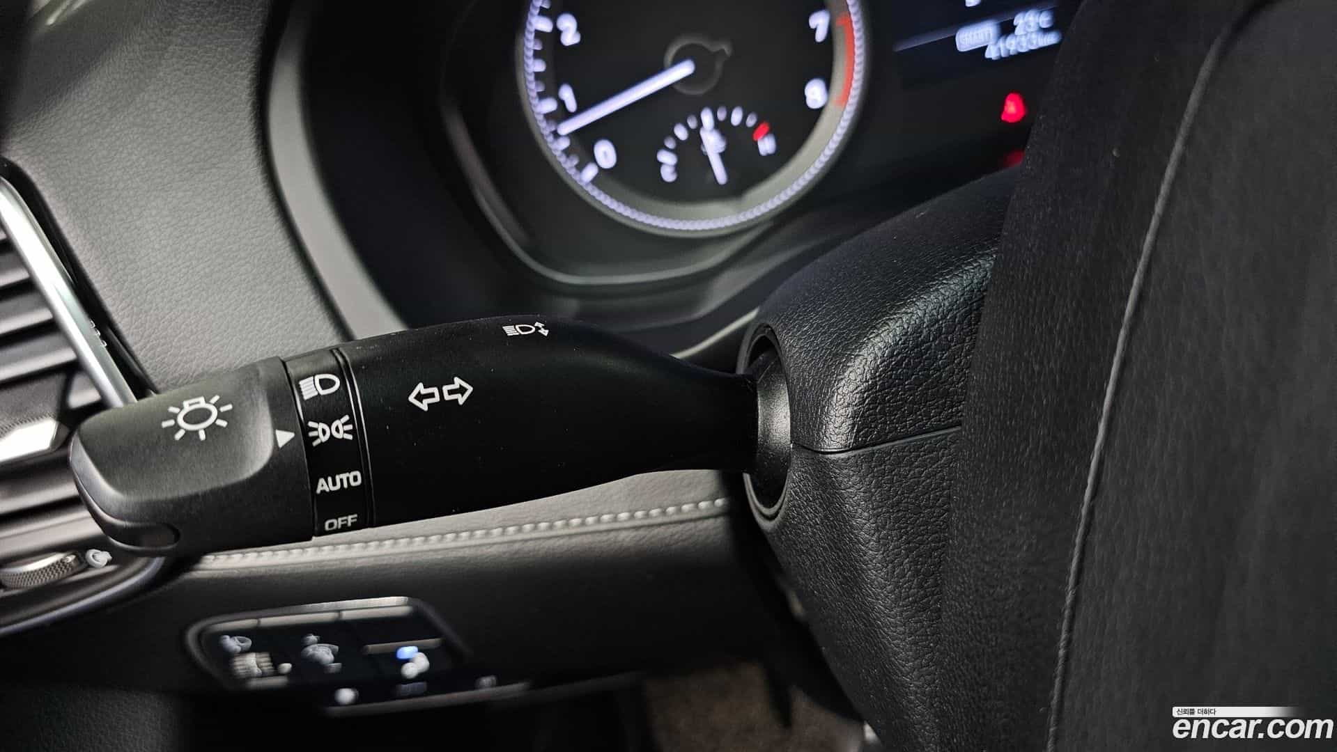Grandeur Hyundai 2017.6-OPTION-040