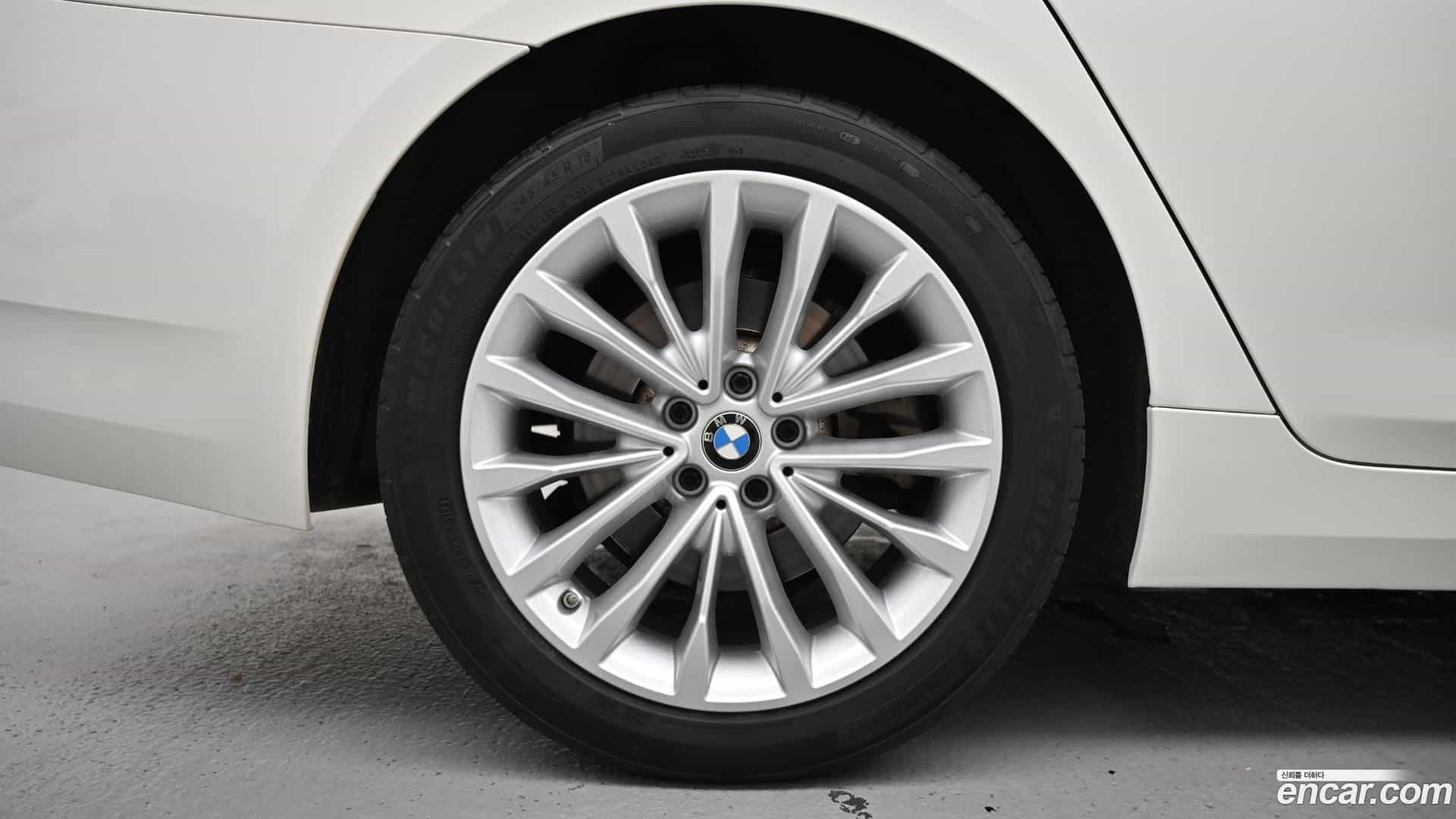 5-Series BMW 2022.1-OUTER-005