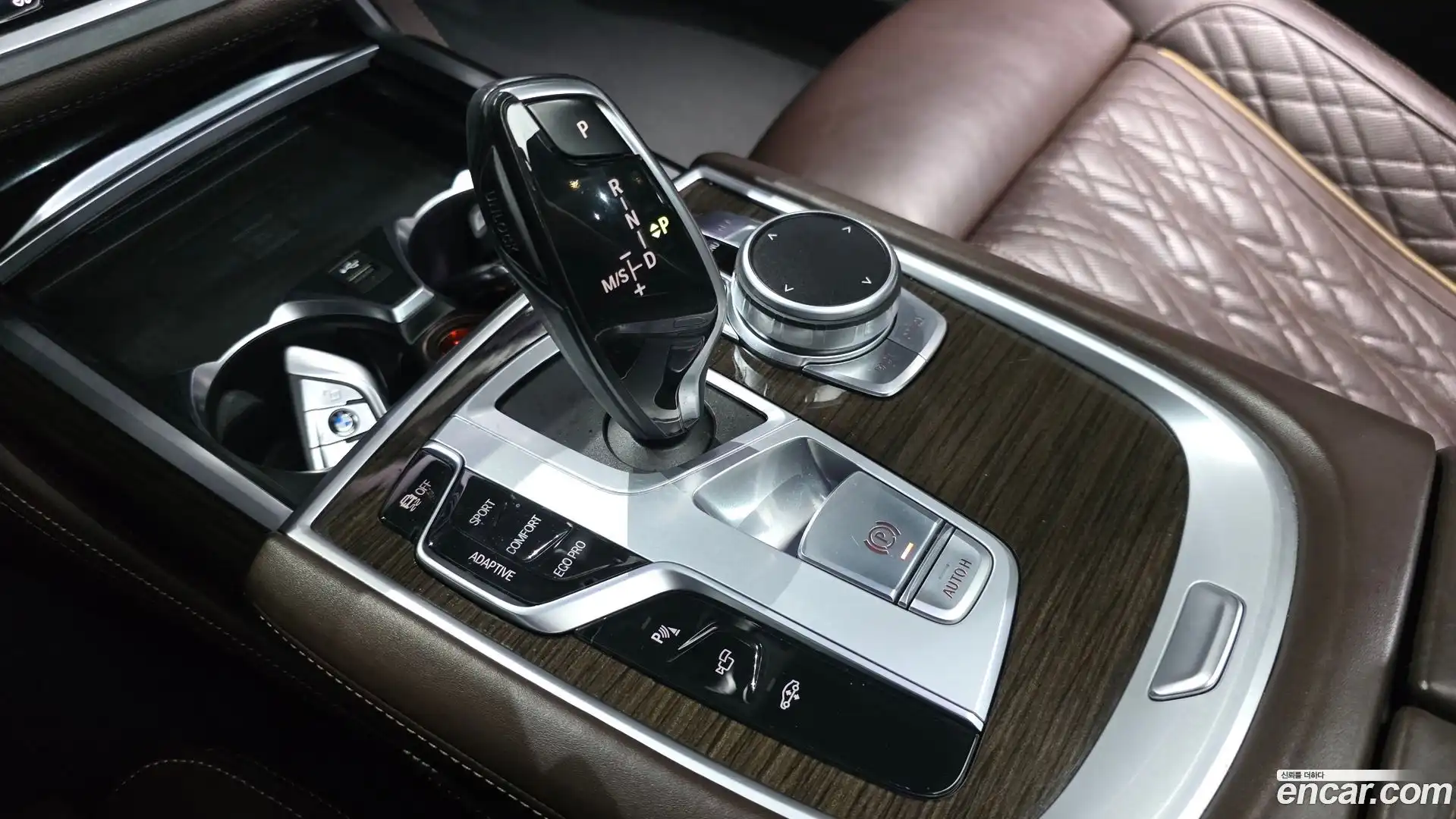 7-Series BMW 2019.9-INNER-009