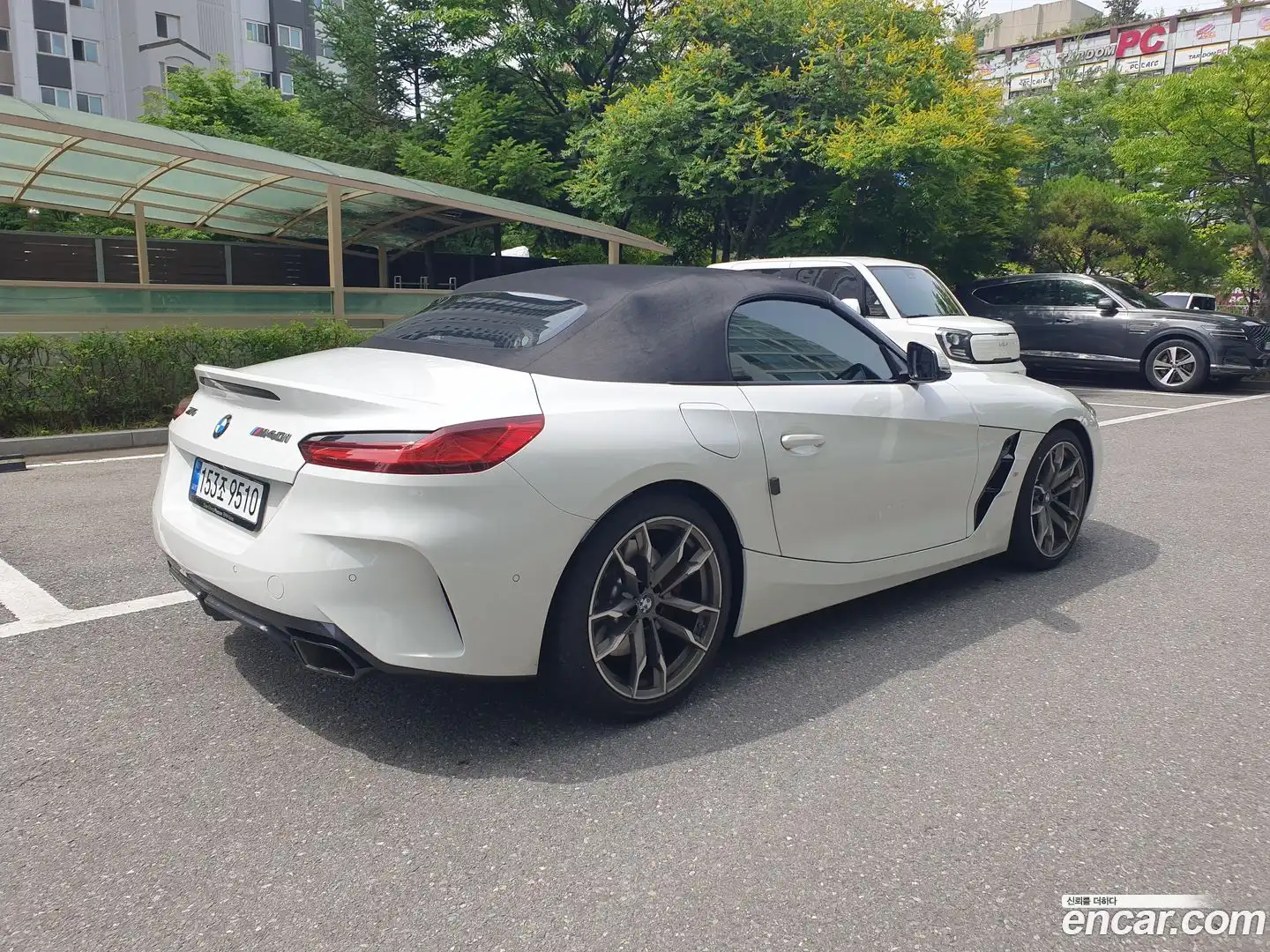 Z4 BMW 2025.11-OUTER-002