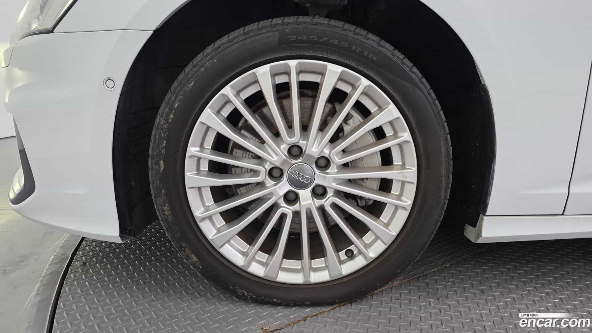 A6 Audi 2019.10-OUTER-005