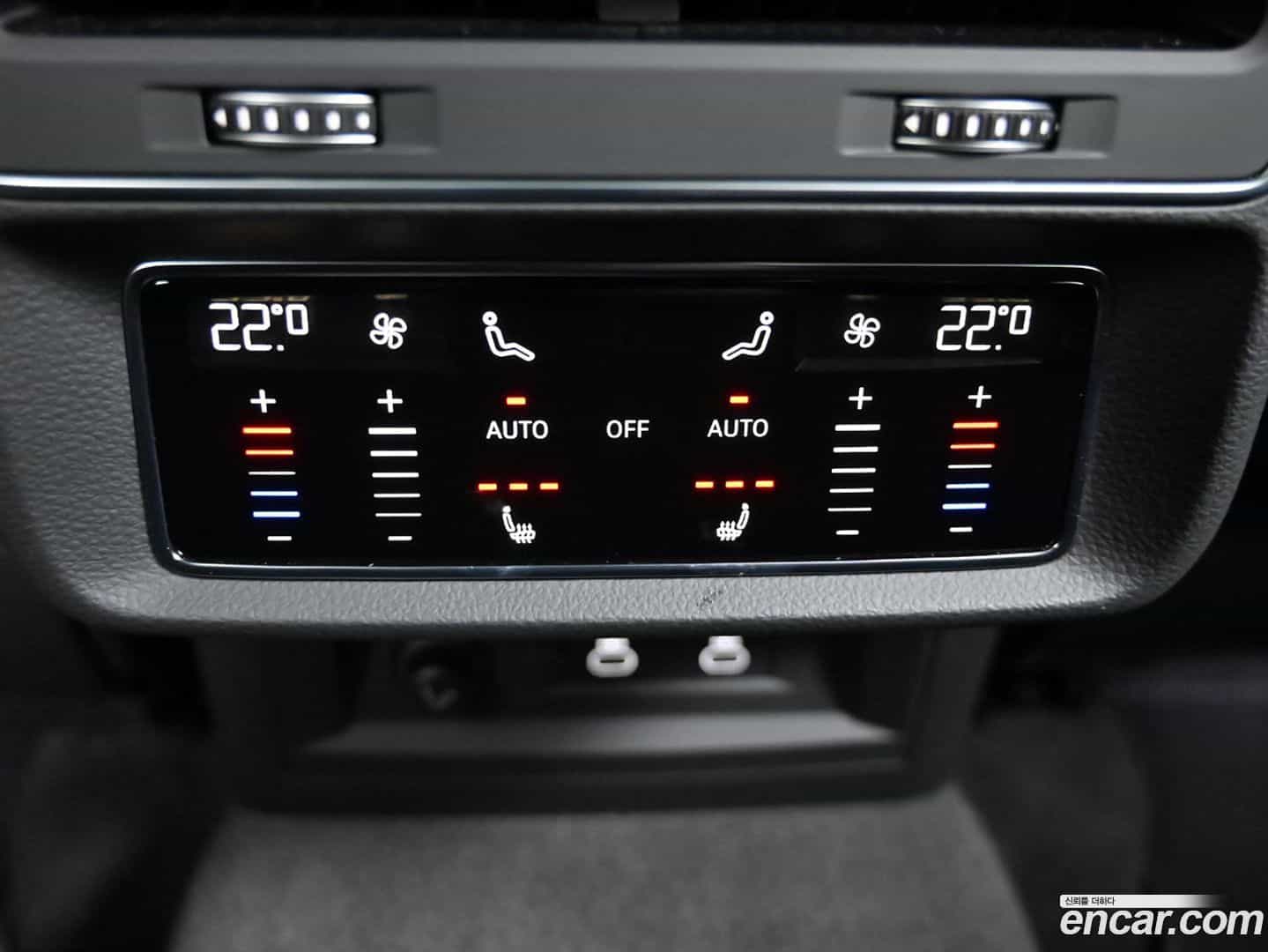 Q8 Audi 2023.11-OPTION-022