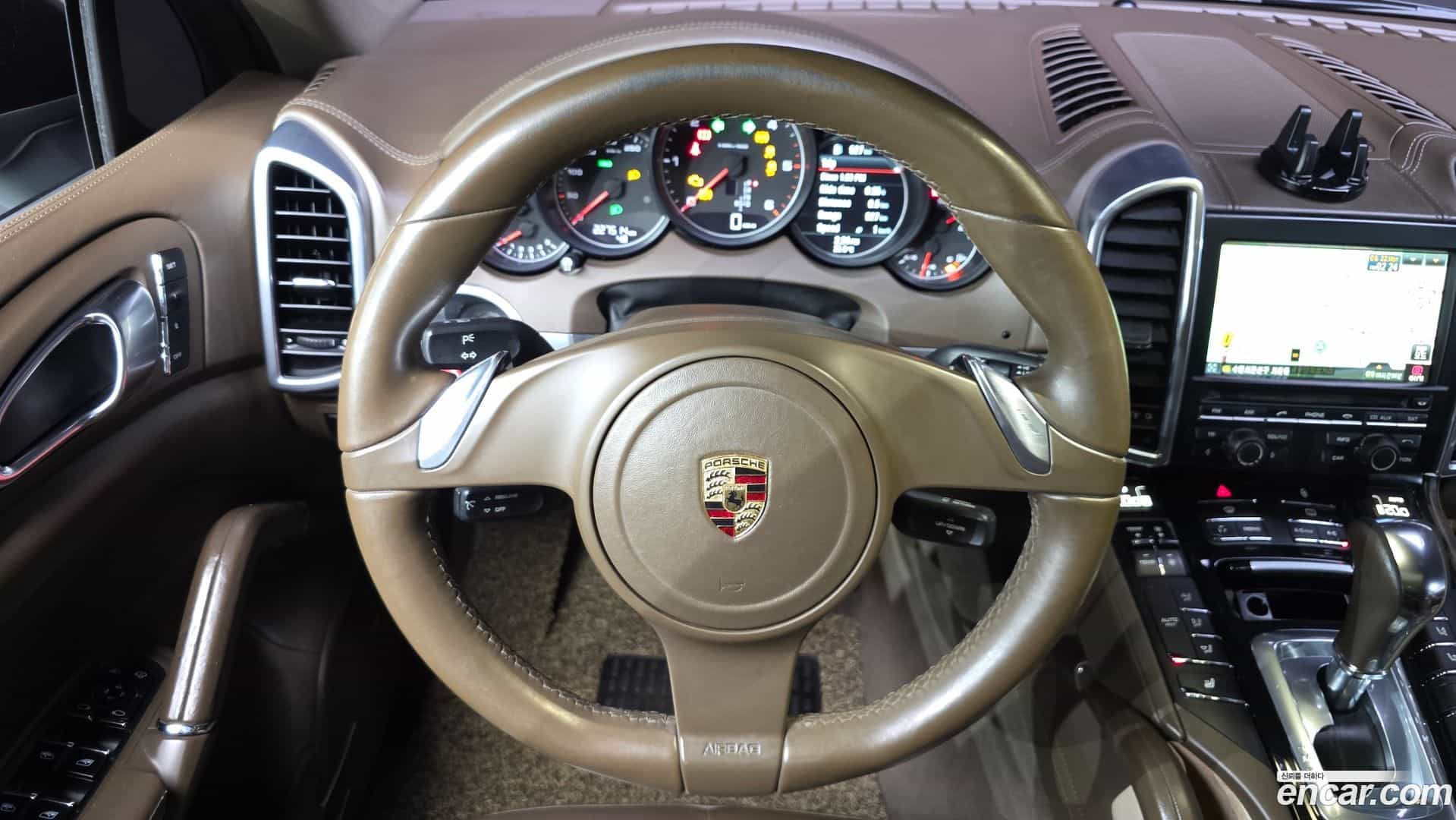 Cayenne Porsche 2012.6-OPTION-018