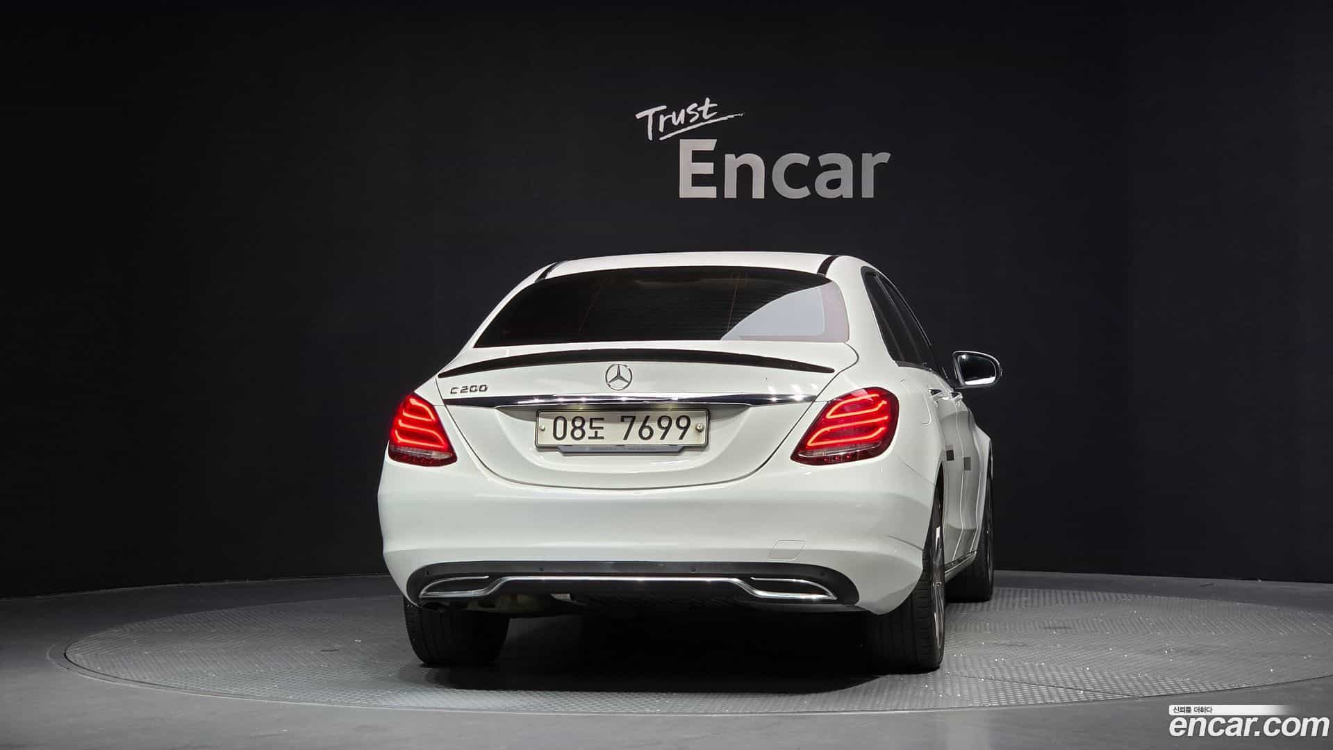 C-Class Mercedes-Benz 2017.11-OUTER-004