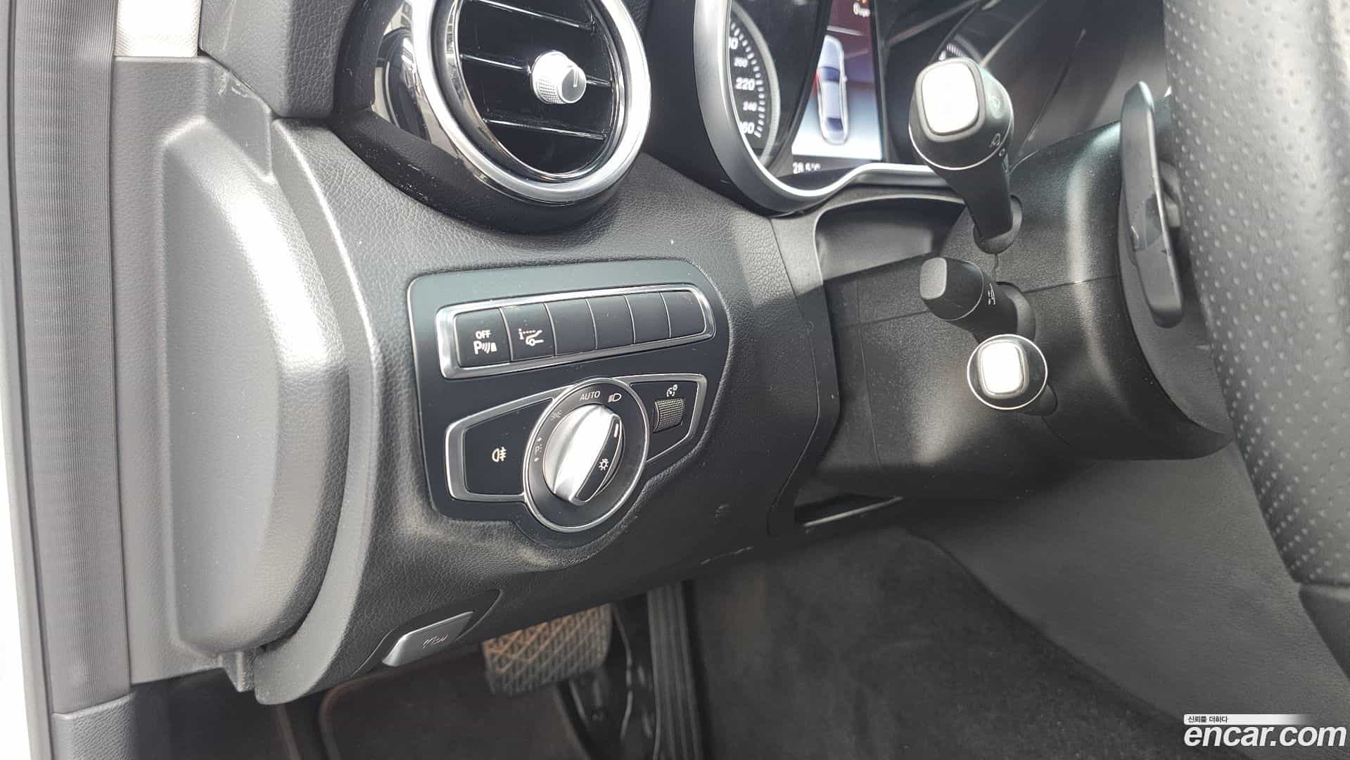 C-Class Mercedes-Benz 2017.11-OPTION-042