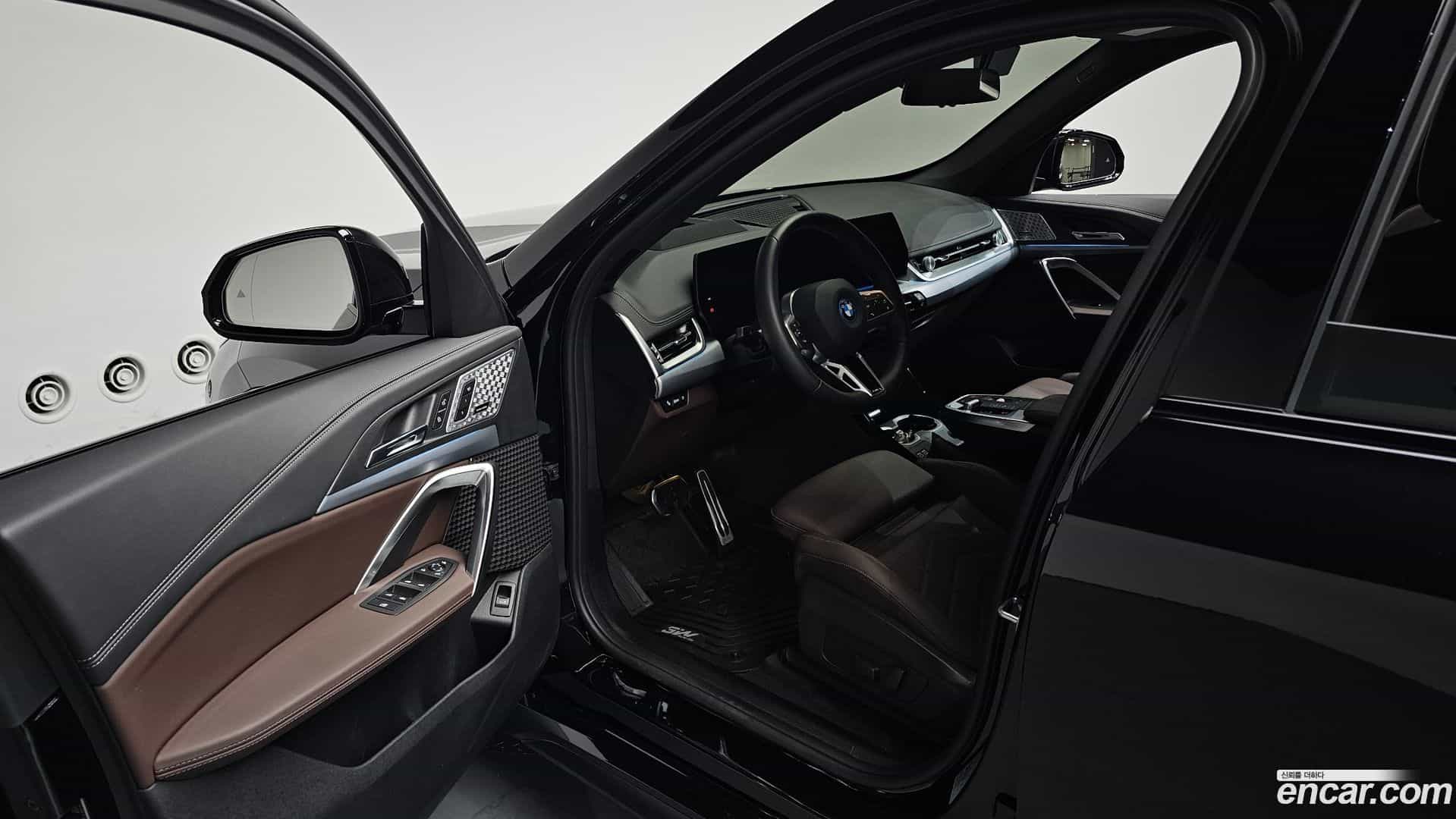iX1 BMW 2024.6-INNER-010