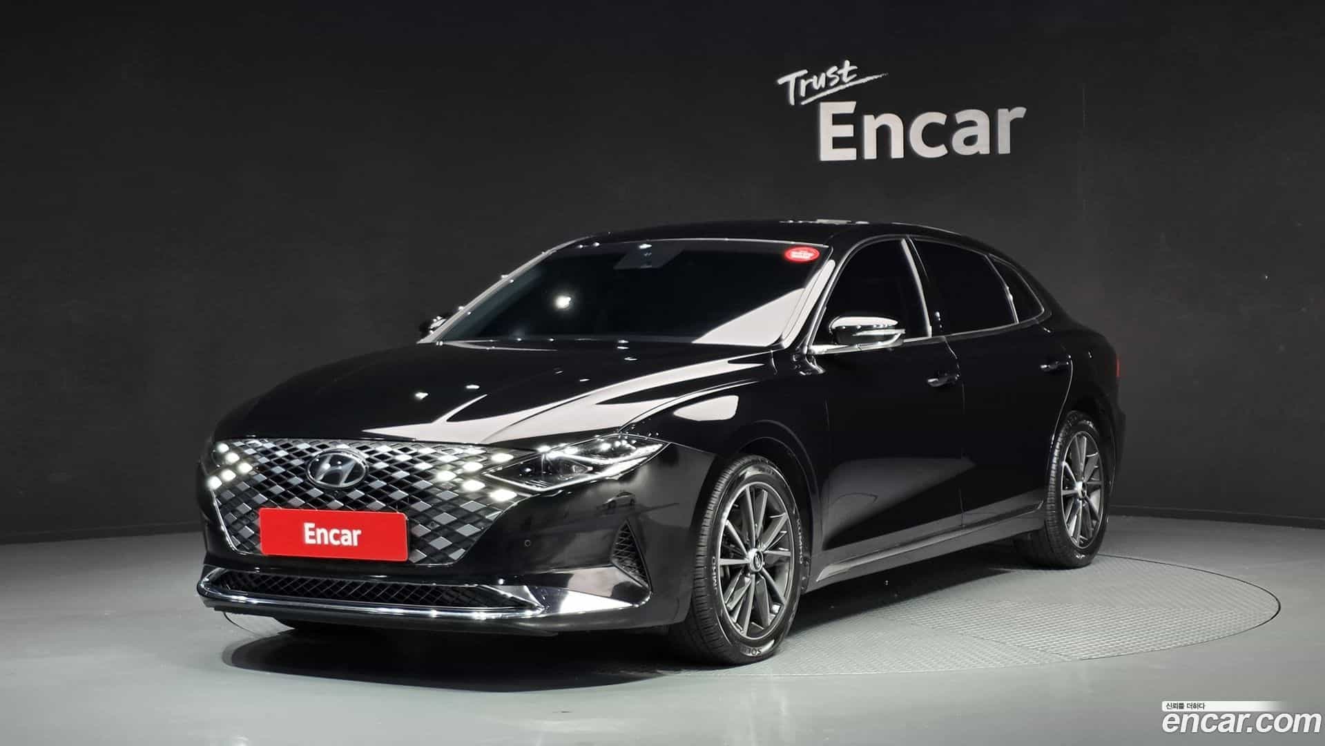 Grandeur Hyundai 2022.5-OUTER-001