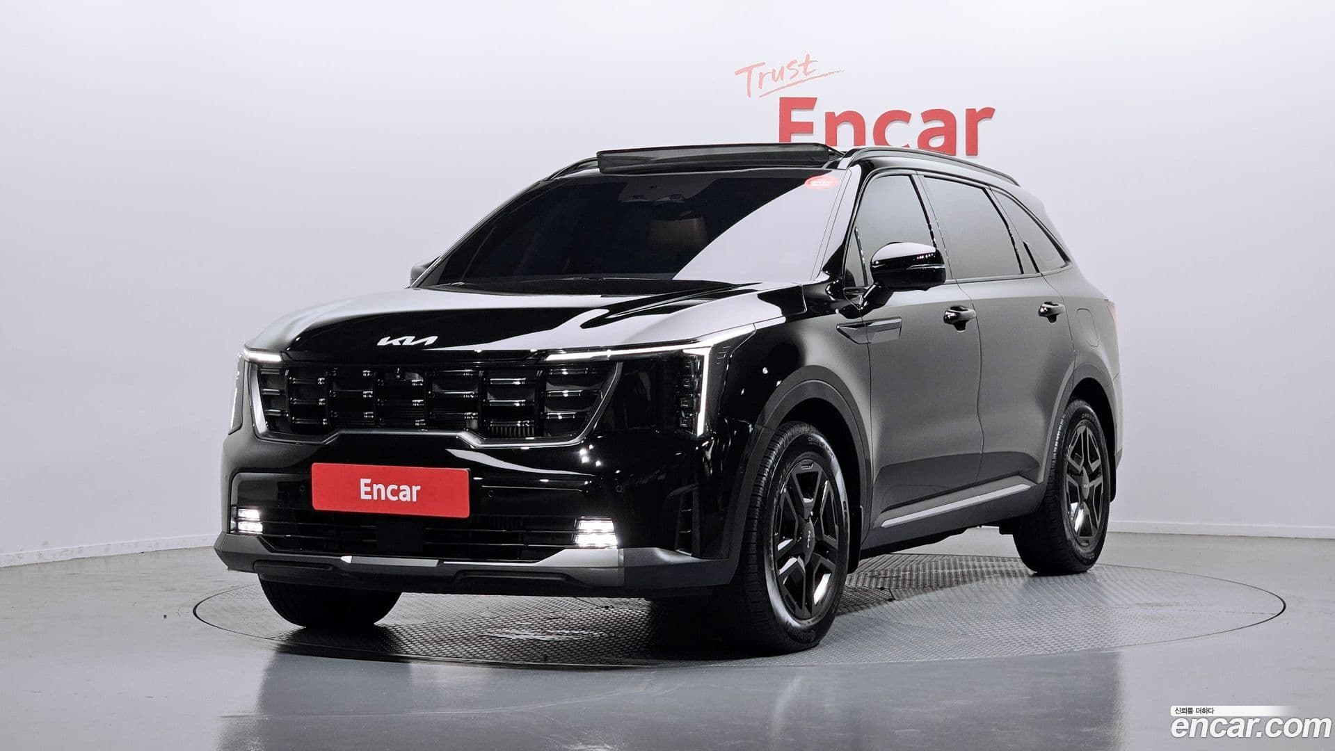 Main__Slider__Photo:Sorento Kia 2024.5-0