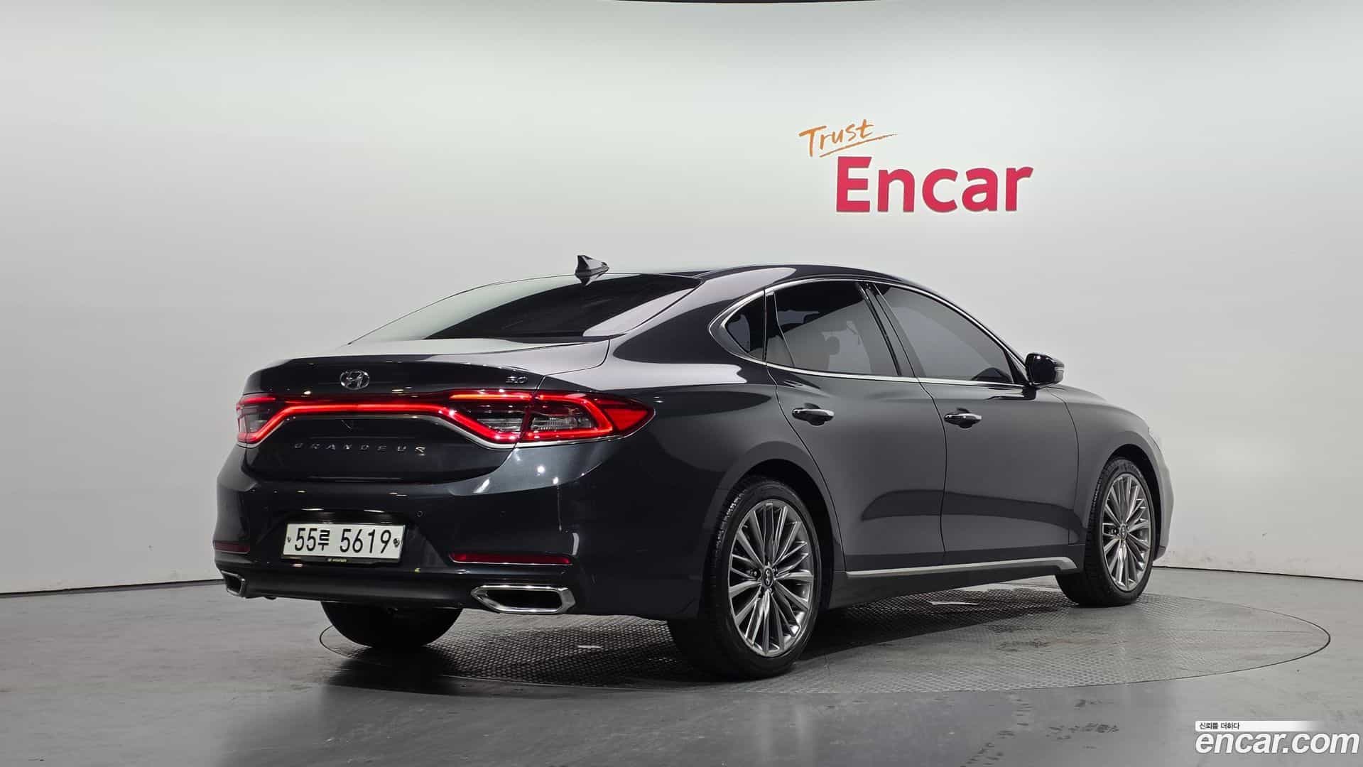 Grandeur Hyundai 2018.2-OUTER-002