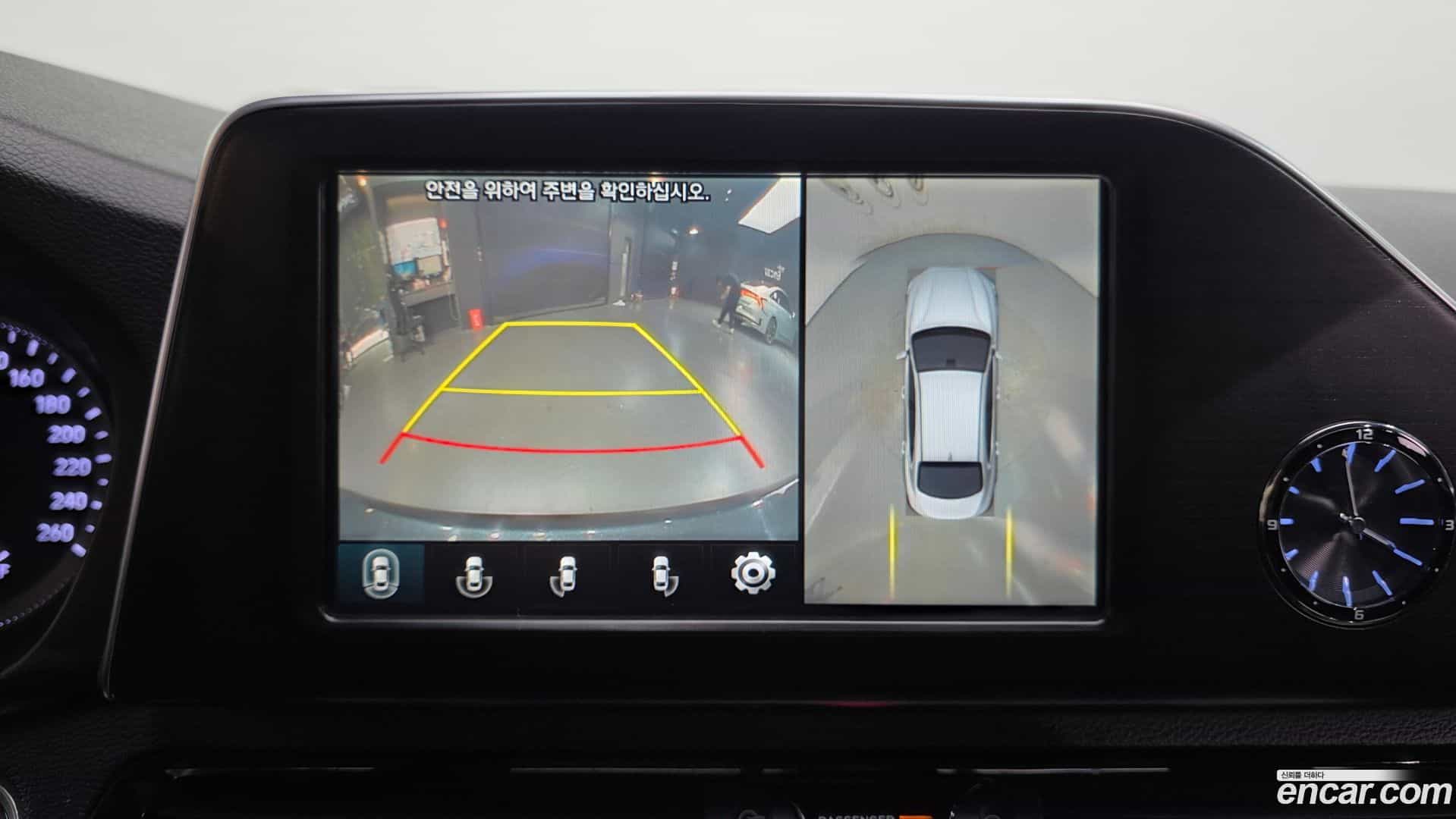 Grandeur Hyundai 2018.2-OPTION-019