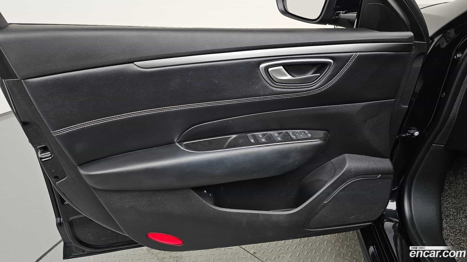 SM6 Renault Korea 2022.7-INNER-034