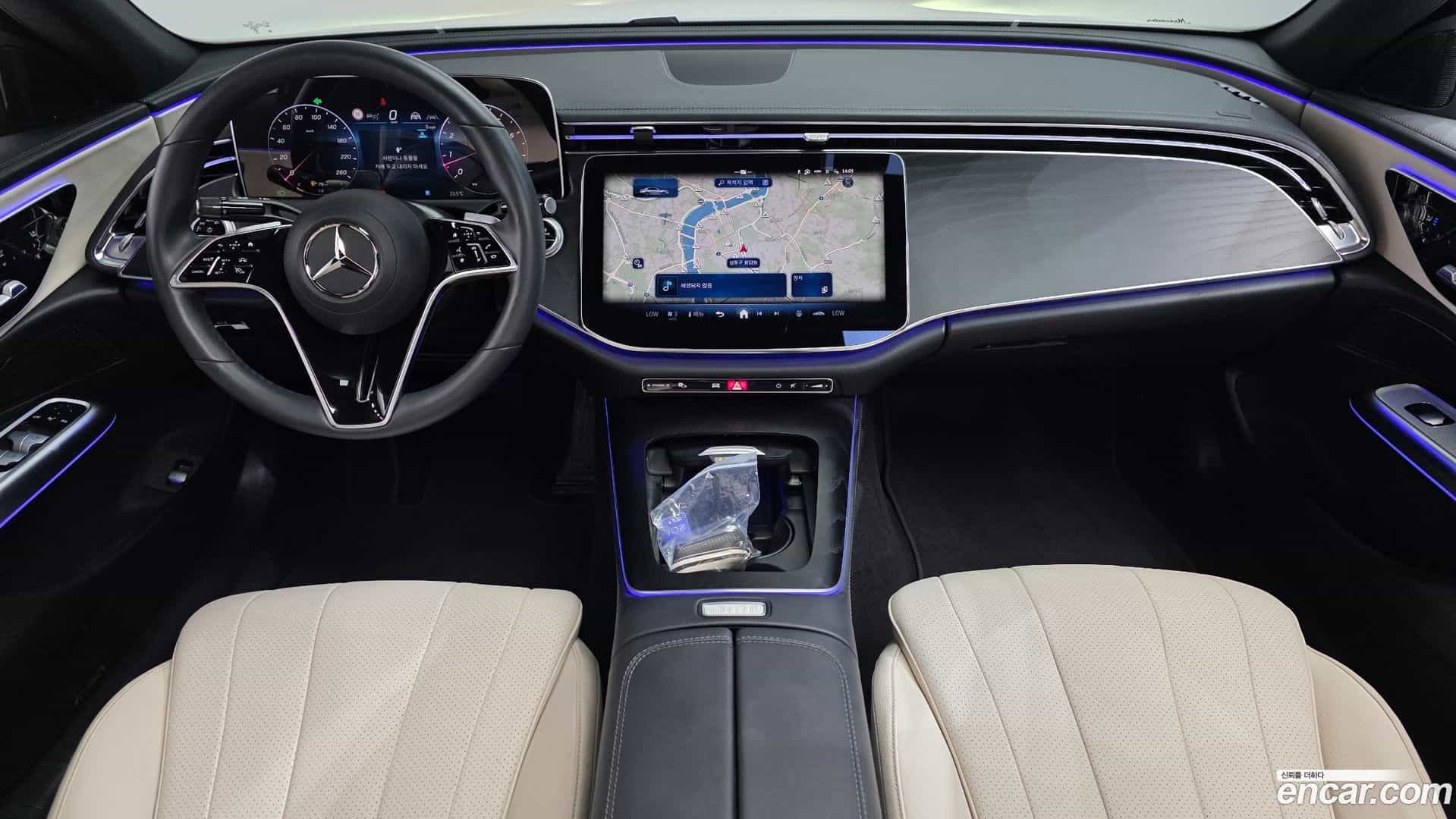 E-Class Mercedes-Benz 2024.8-INNER-007