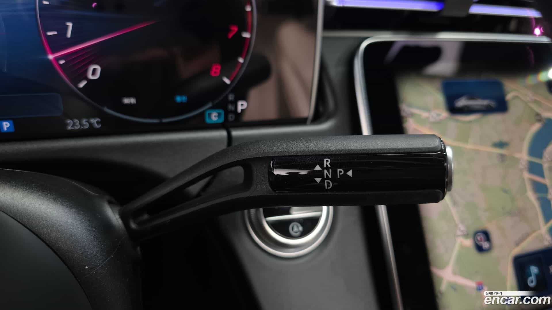 E-Class Mercedes-Benz 2024.8-INNER-009