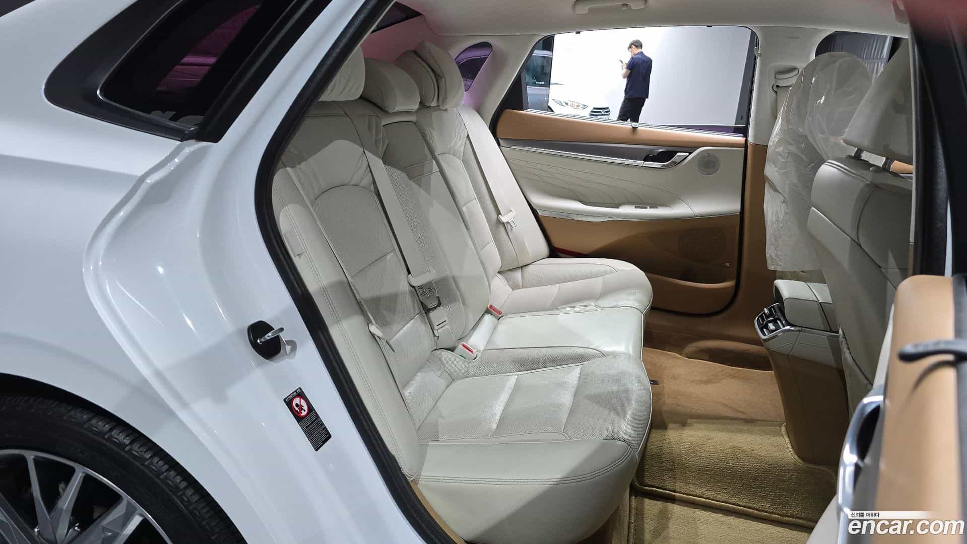 Grandeur Hyundai 2020.1-OPTION-015