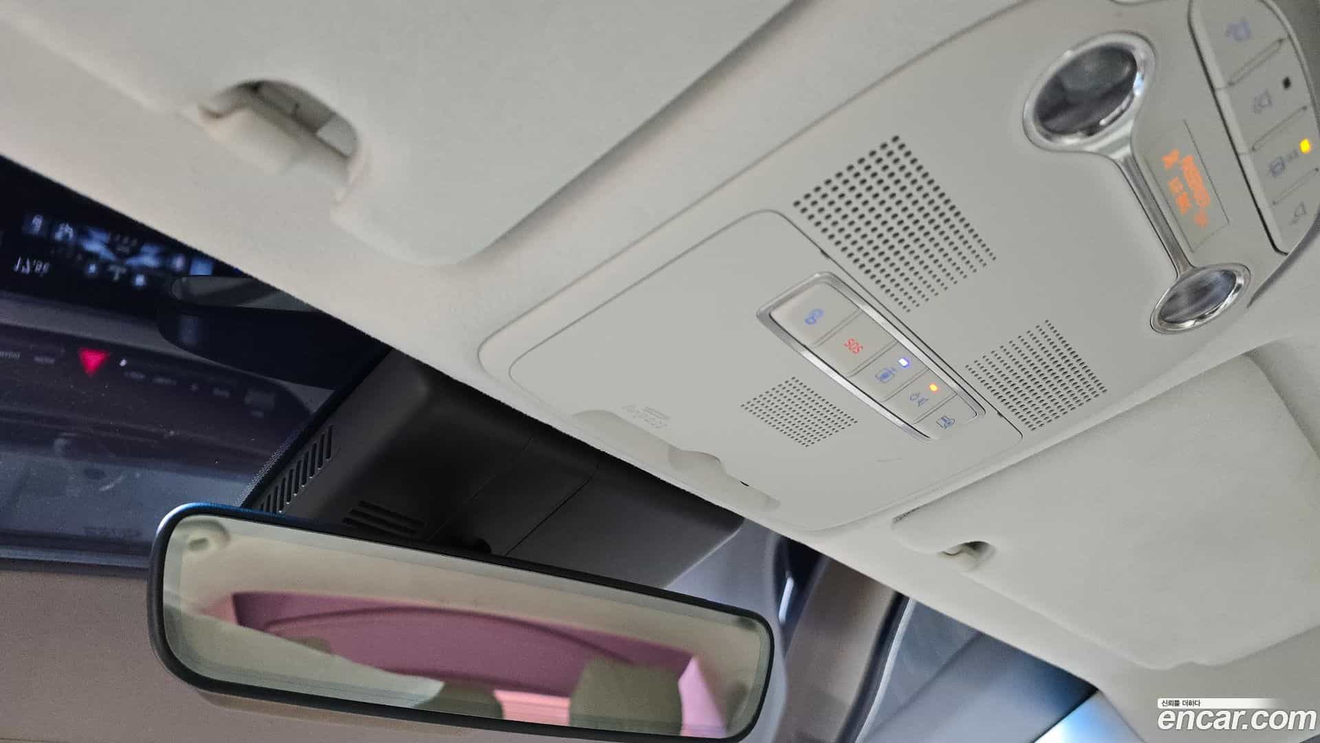 Grandeur Hyundai 2020.1-OPTION-023