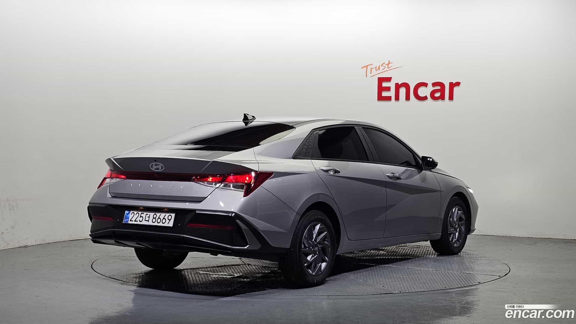 AVANTE Hyundai 2025.8-OUTER-002