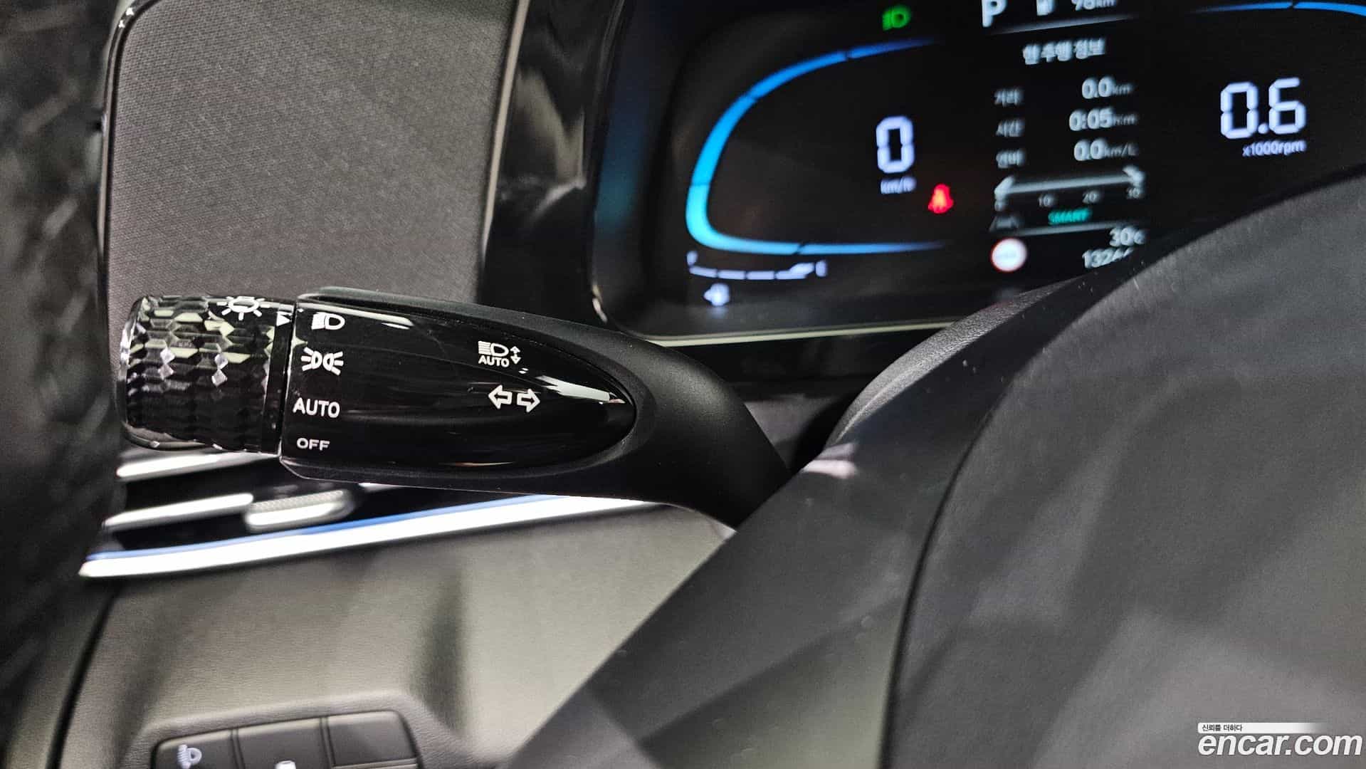 AVANTE Hyundai 2025.8-OPTION-040