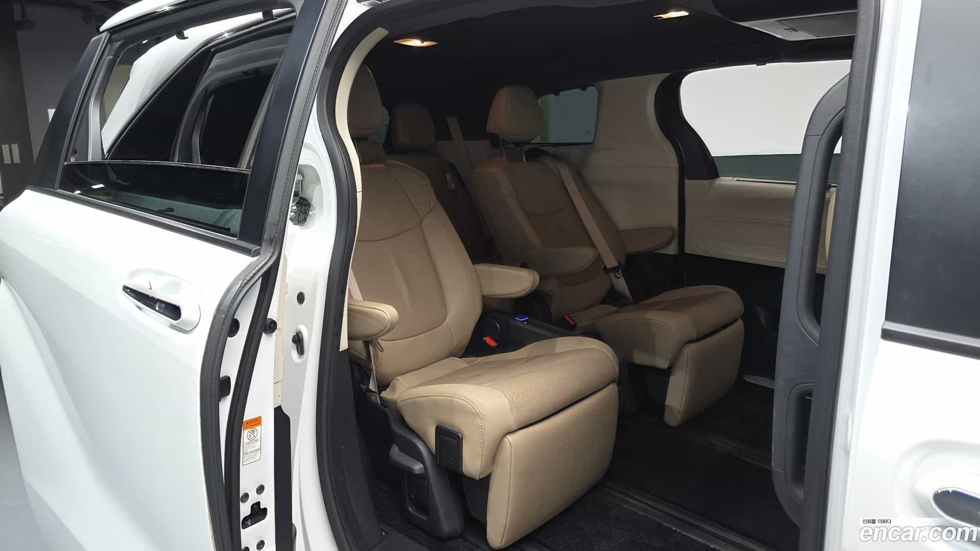 Sienna Toyota 2022.5-OPTION-015