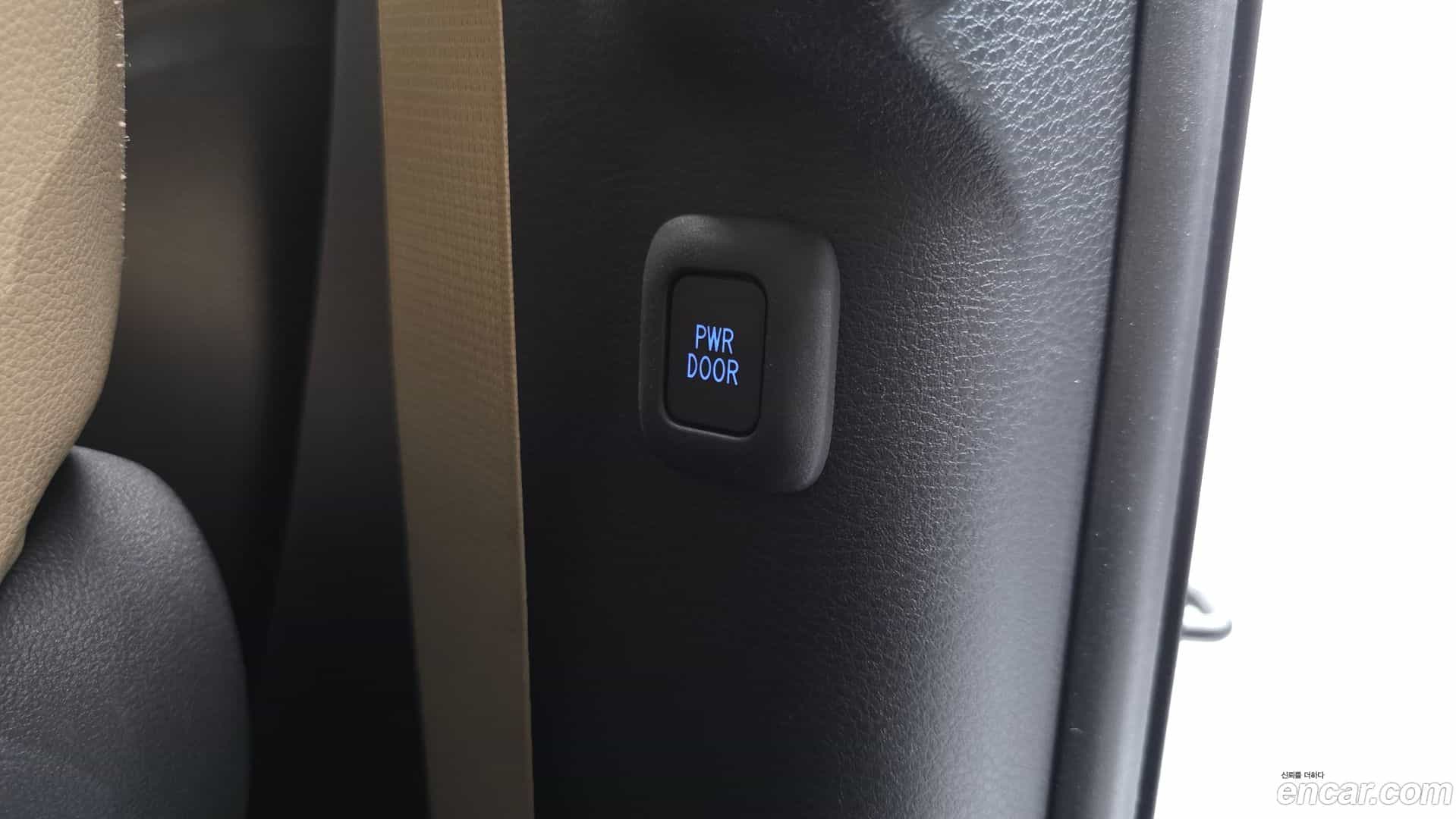 Sienna Toyota 2022.5-OPTION-052