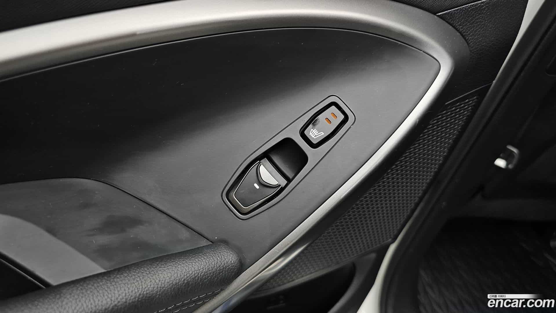 Maxcruz Hyundai 2017.8-OPTION-023