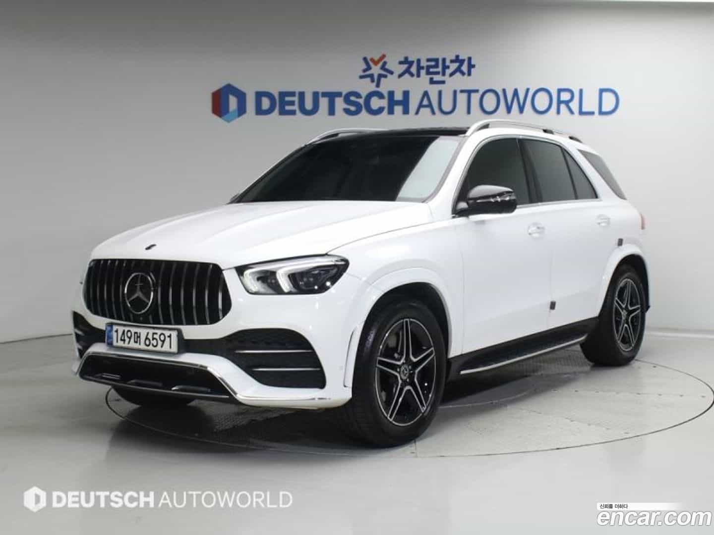 GLE-Class Mercedes-Benz 2020.11-OUTER-001