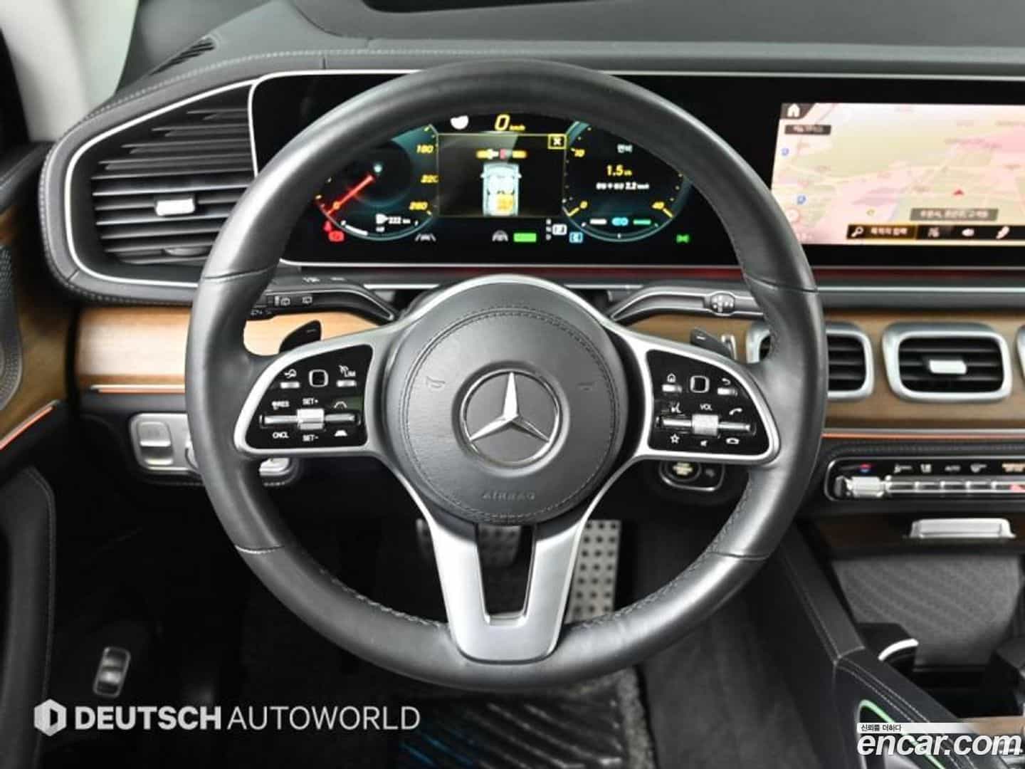 GLE-Class Mercedes-Benz 2020.11-OPTION-017