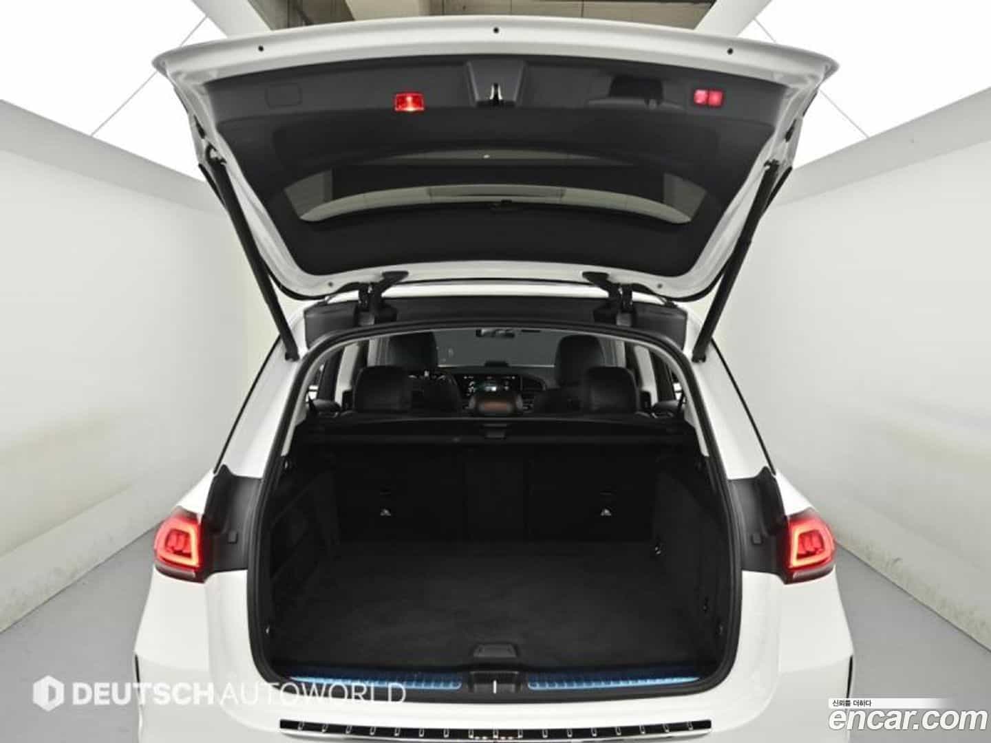 GLE-Class Mercedes-Benz 2020.11-OPTION-023