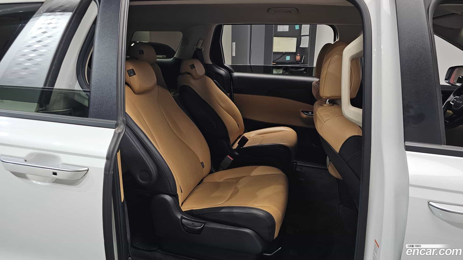 Canival Kia 2021.9-OPTION-015