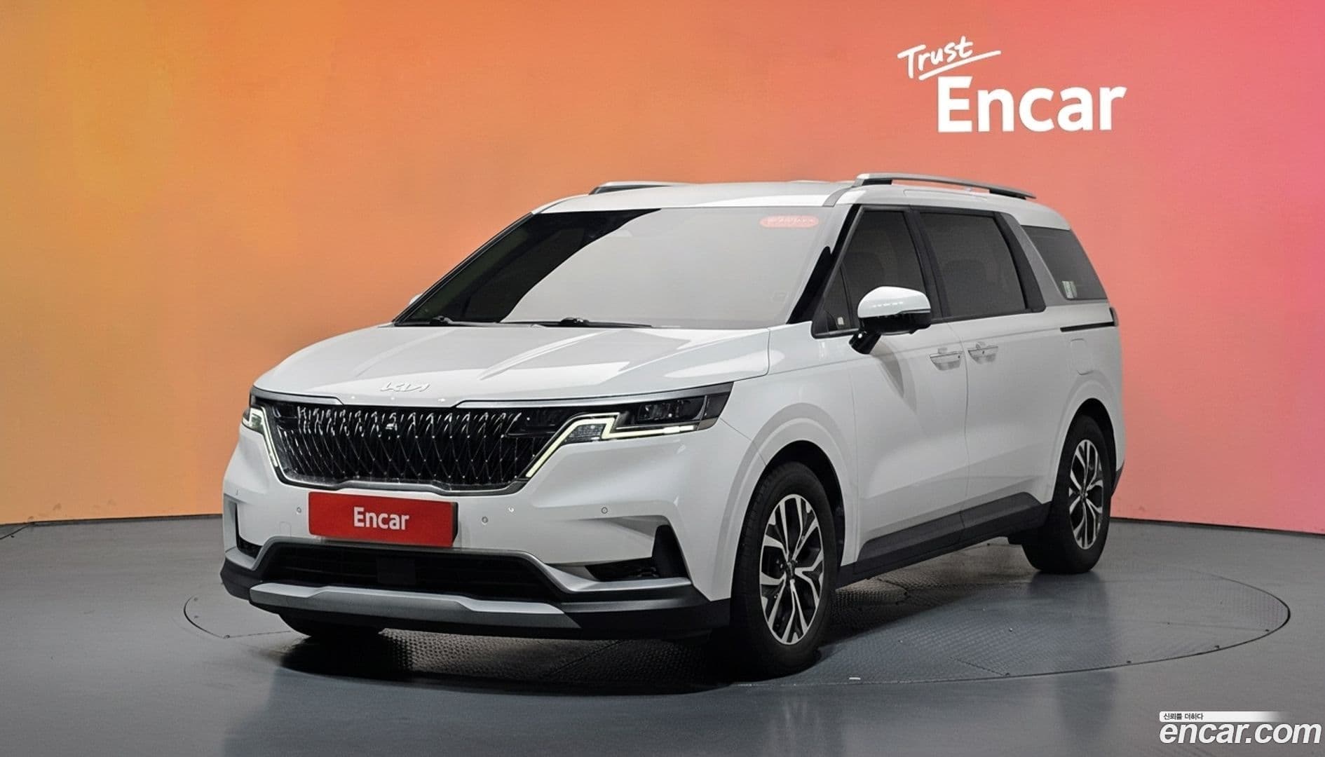 Main__Slider__Photo:Canival Kia 2021.9-0