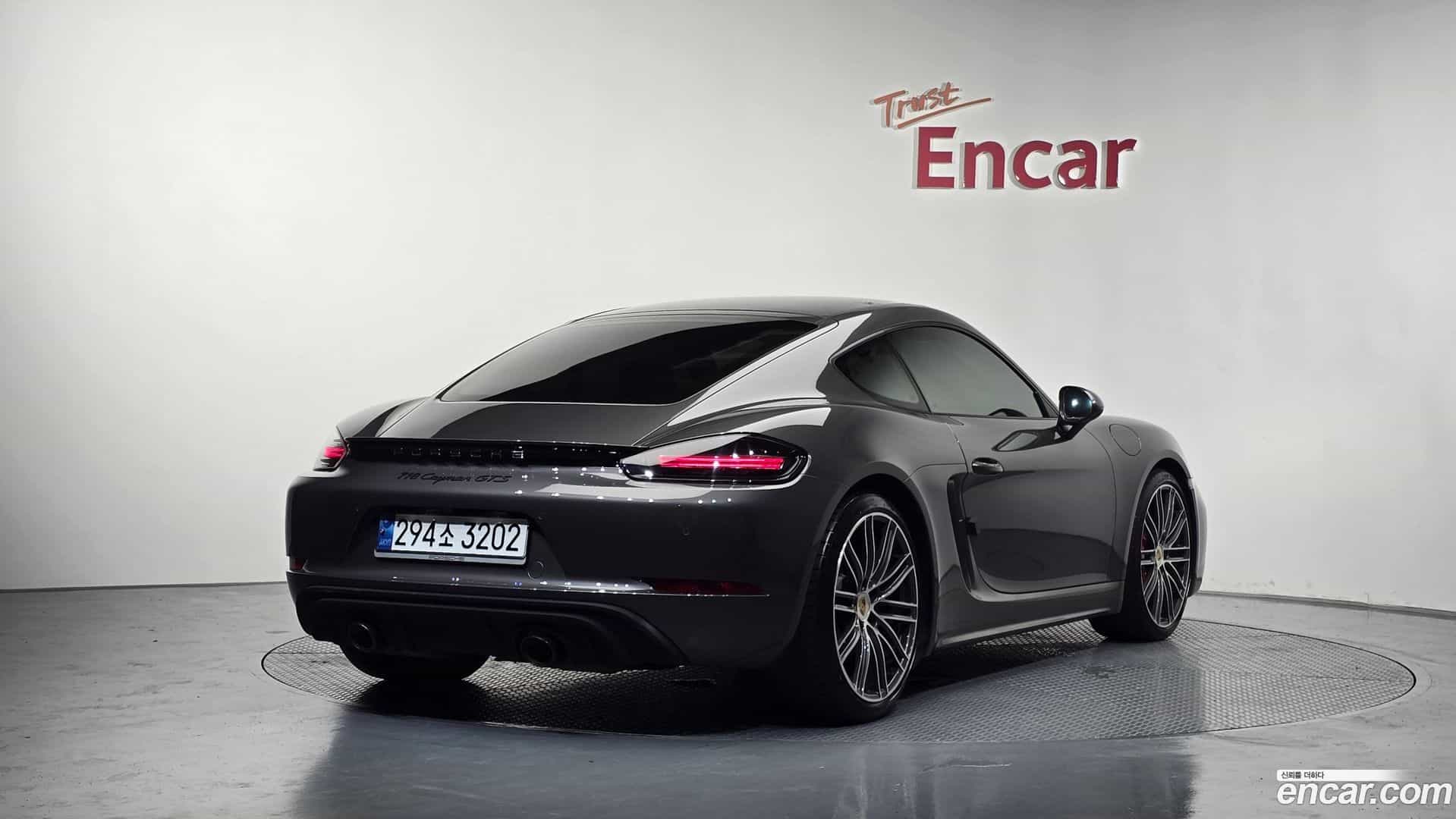 718 Porsche 2021.5-OUTER-002