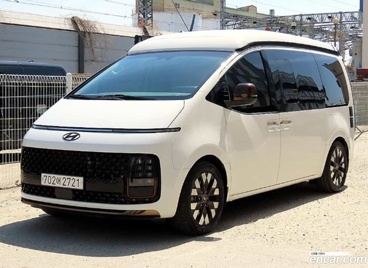 Staria Hyundai 2024.3-OUTER-001