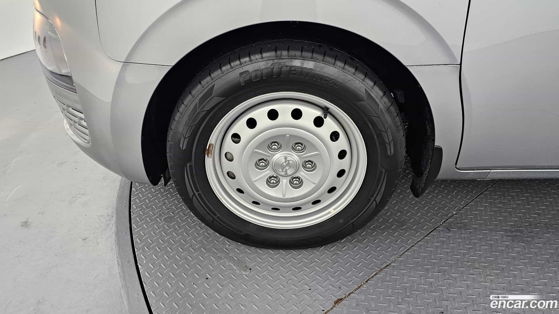Staria Hyundai 2024.8-OUTER-005